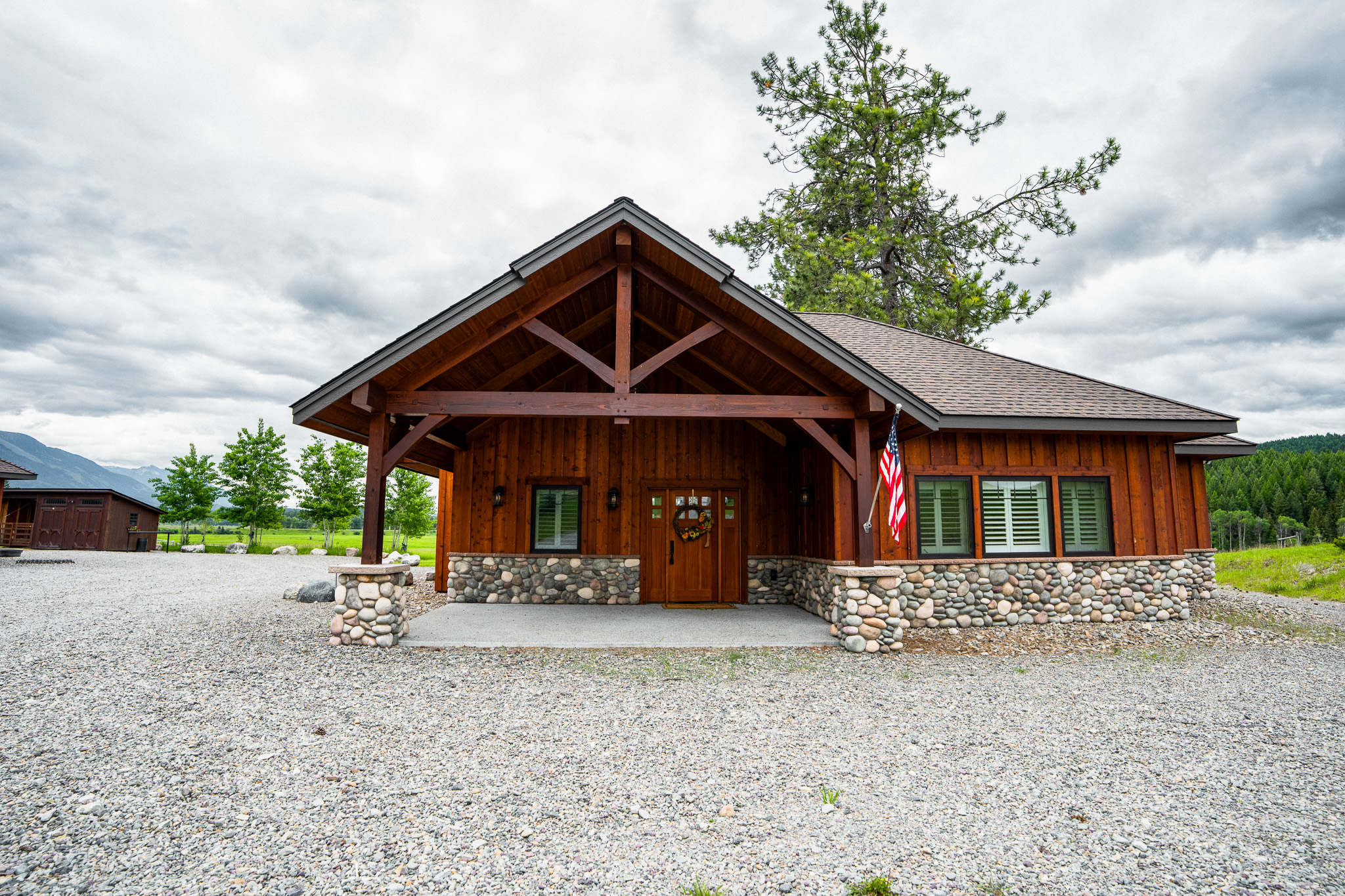 950 Eagle Lake Loop
