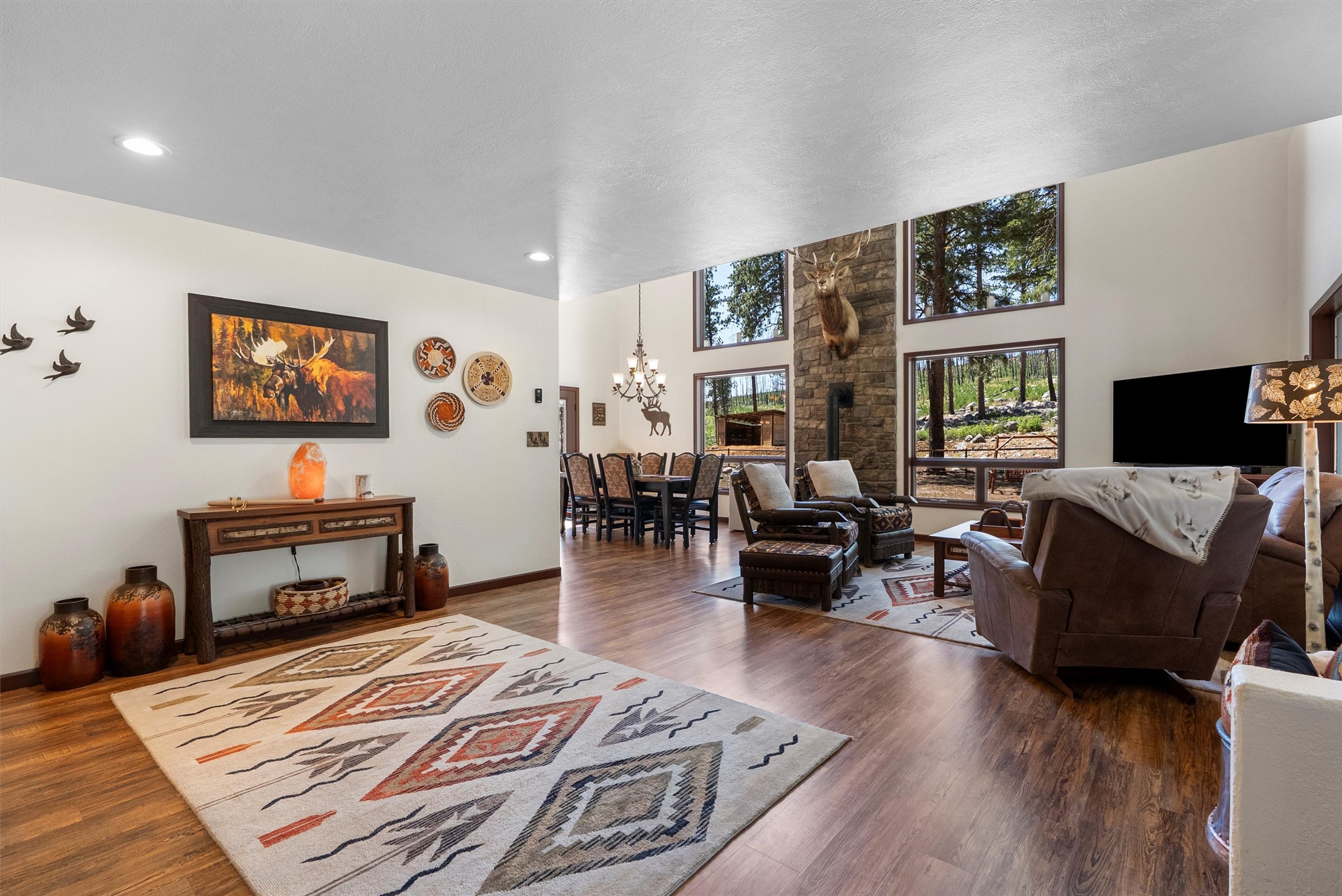 439 Roaring Lion Road