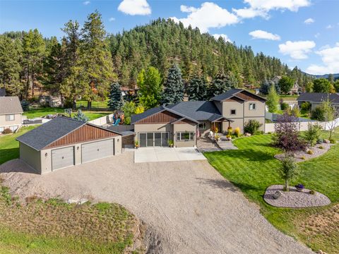Photo of 12 W Cherry Street, Clancy, MT 59634 (MLS # 30058161)
