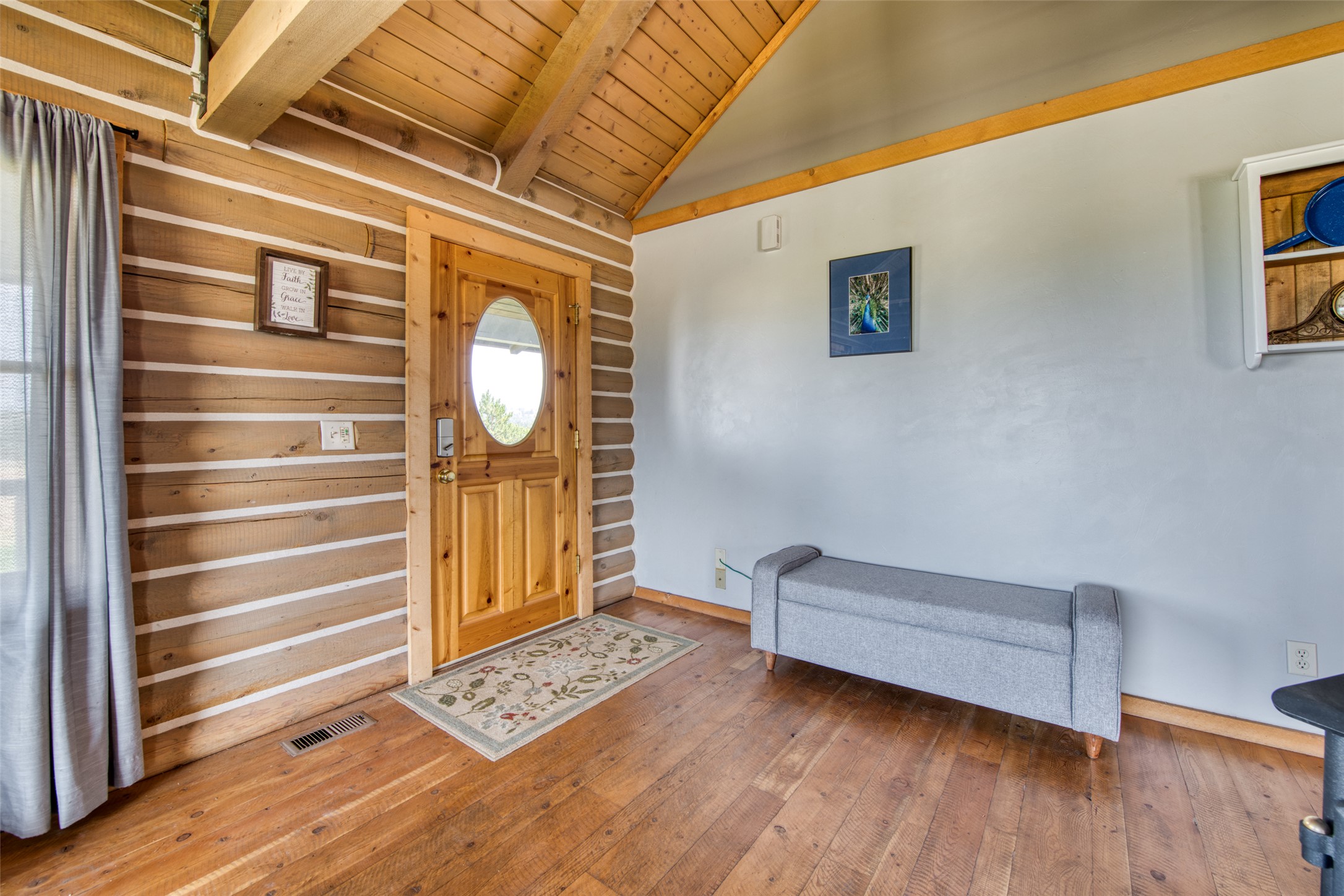 Hamilton, Montana 59840, United States, 3 Bedrooms Bedrooms, ,3 BathroomsBathrooms,Residential,Active,104354