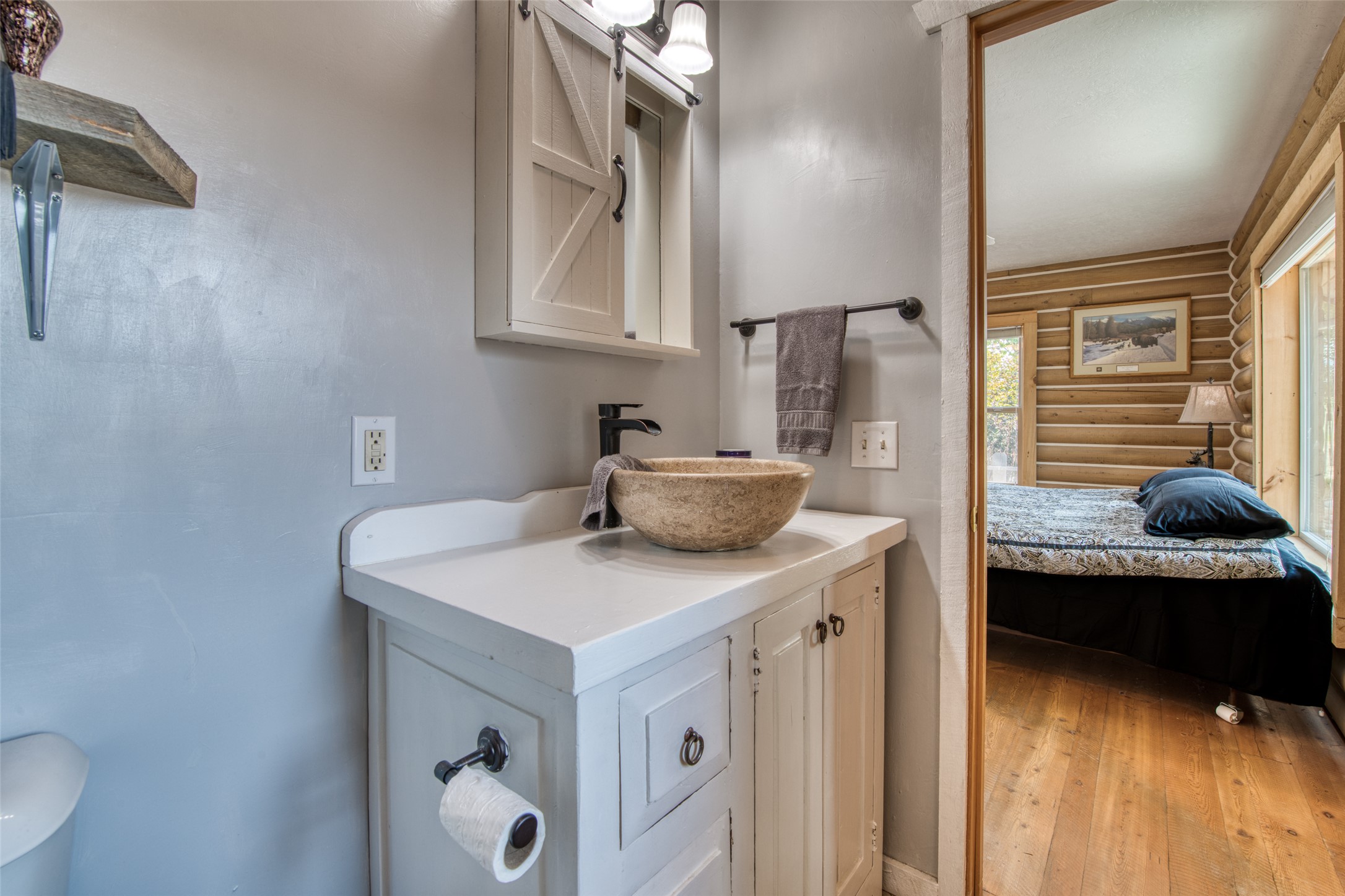 Hamilton, Montana 59840, United States, 3 Bedrooms Bedrooms, ,3 BathroomsBathrooms,Residential,Active,104354