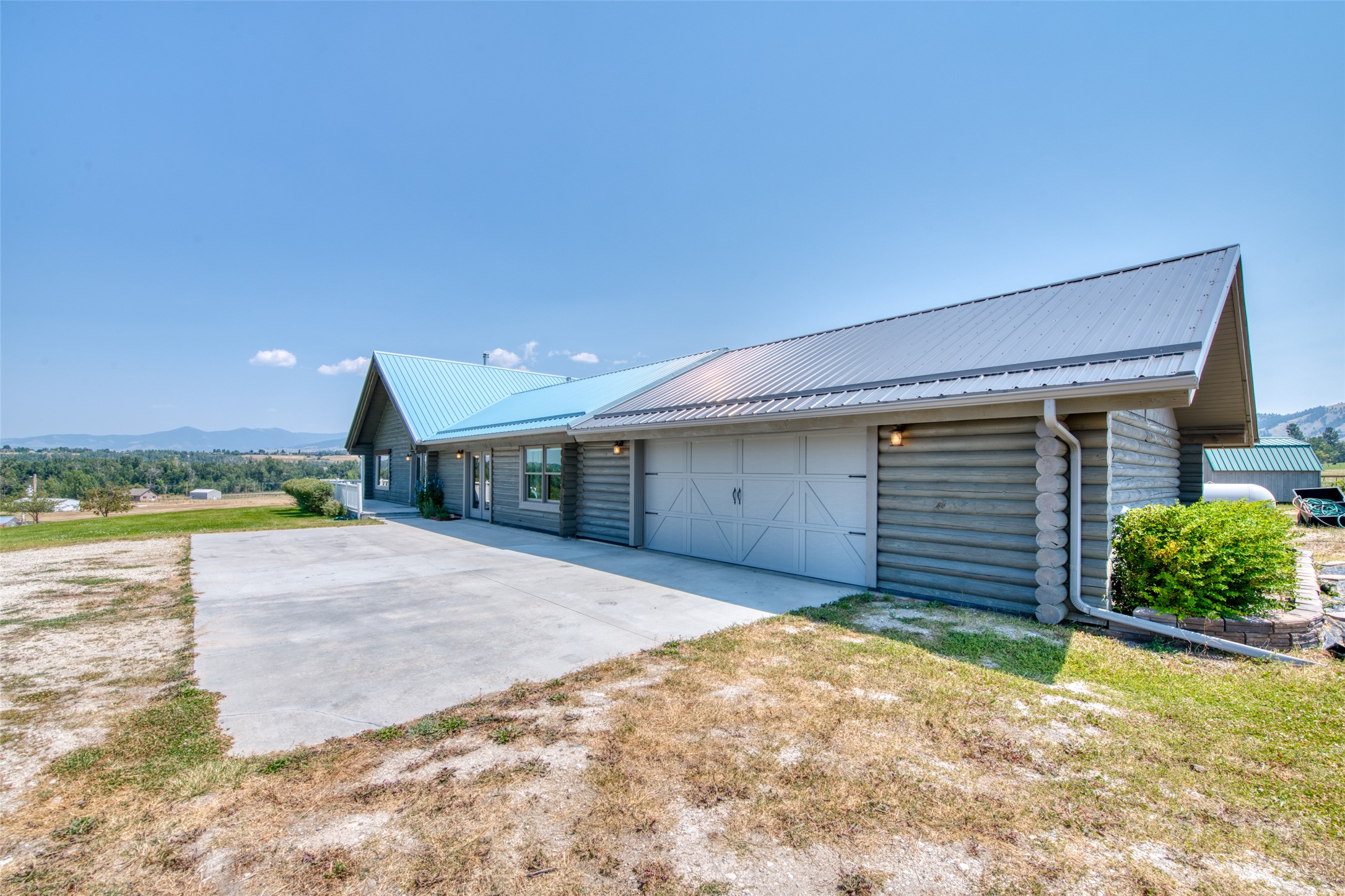 Hamilton, Montana 59840, United States, 3 Bedrooms Bedrooms, ,3 BathroomsBathrooms,Residential,Active,104354