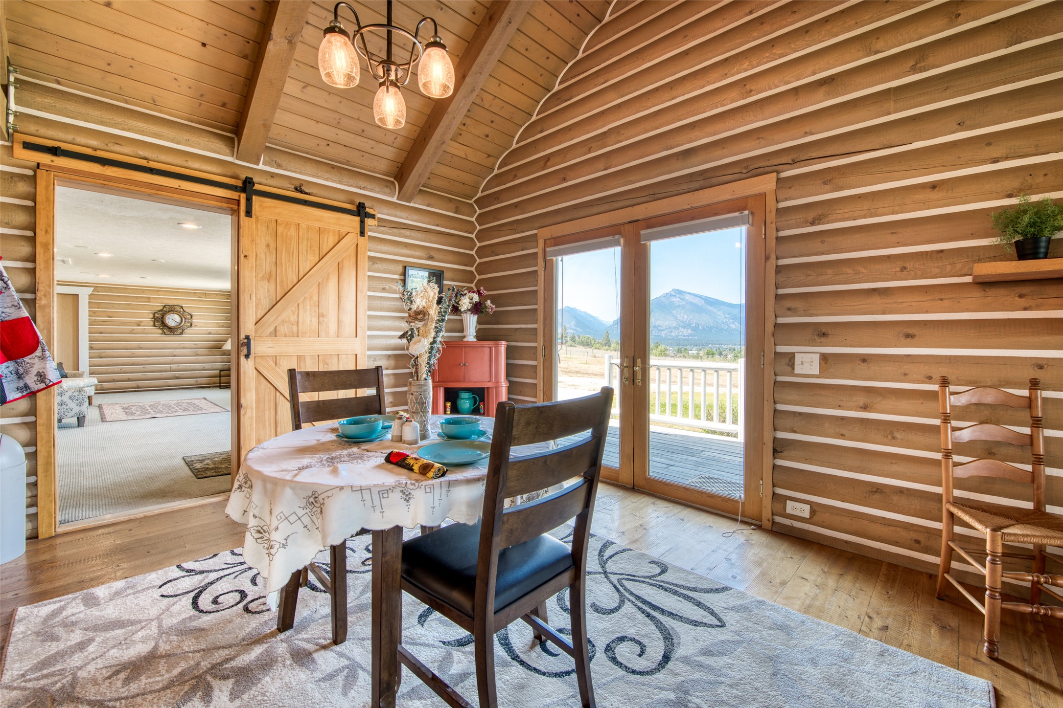 Hamilton, Montana 59840, United States, 3 Bedrooms Bedrooms, ,3 BathroomsBathrooms,Residential,Active,104354