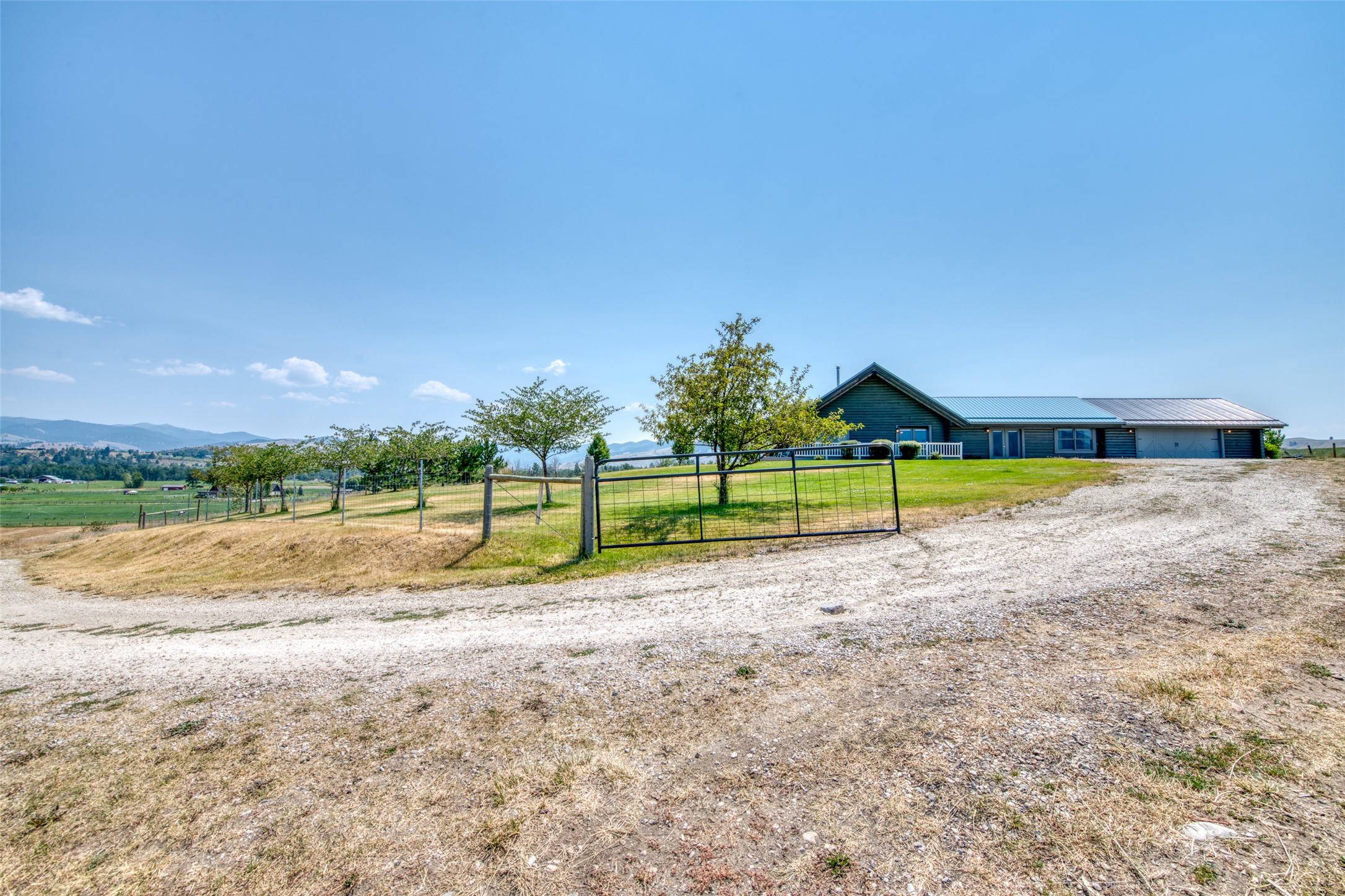 Hamilton, Montana 59840, United States, 3 Bedrooms Bedrooms, ,3 BathroomsBathrooms,Residential,Active,104354 Hamilton, Montana 59840, United States, 3 Bedrooms Bedrooms, ,3 BathroomsBathrooms,Residential,Active,104354