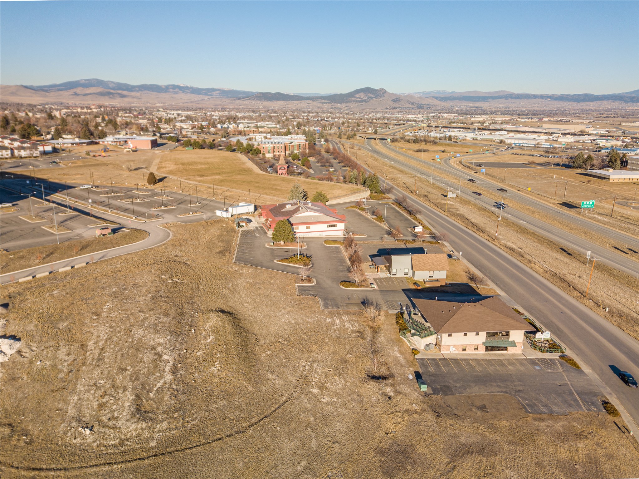 2525 Colonial Drive B