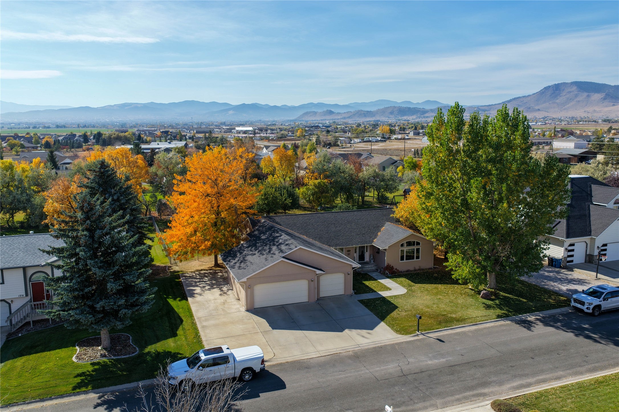 1239 Ranchview Road