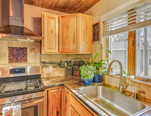 Tiny photo for 6 Crazy Mountain Road, Clancy, MT 59634 (MLS # 30071610)