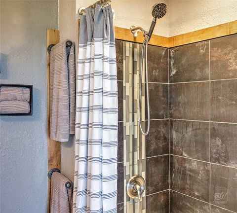 Tiny photo for 6 Crazy Mountain Road, Clancy, MT 59634 (MLS # 30071610)