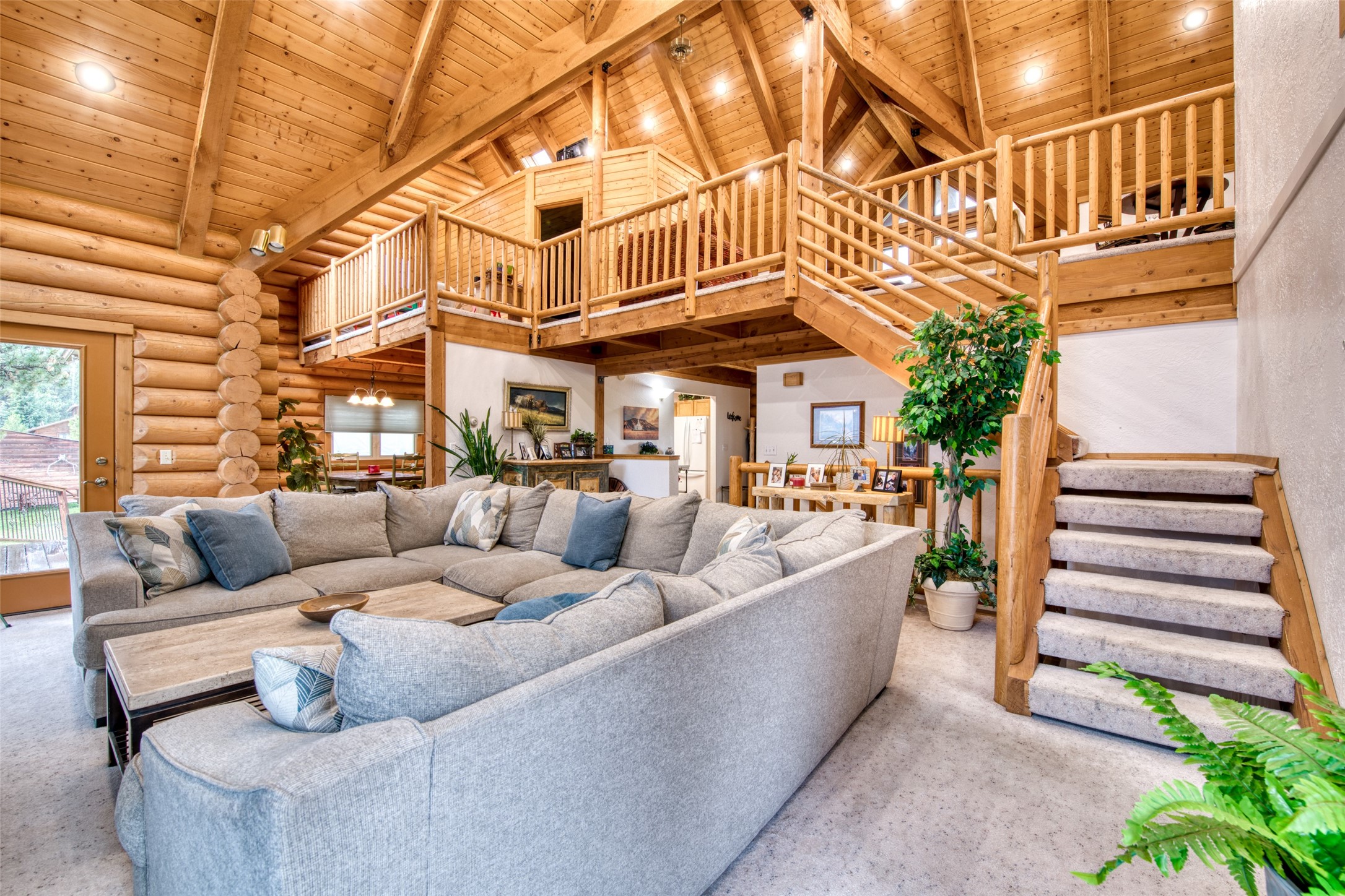 Darby, Montana 59829, United States, 12 Bedrooms Bedrooms, ,16 BathroomsBathrooms,Residential,Pending,61822