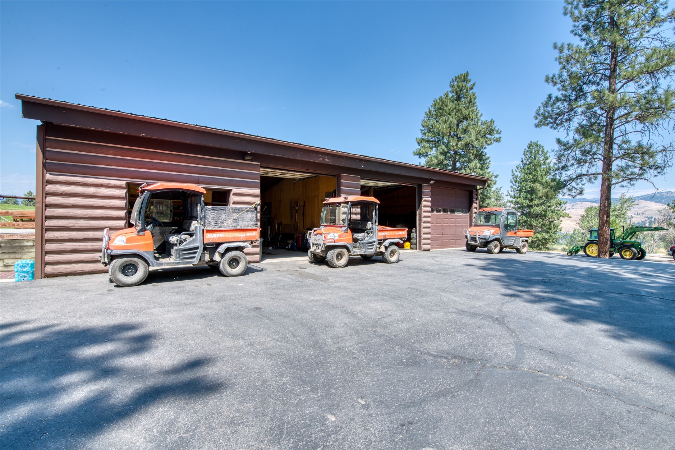 Darby, Montana 59829, United States, 12 Bedrooms Bedrooms, ,16 BathroomsBathrooms,Residential,Pending,61822