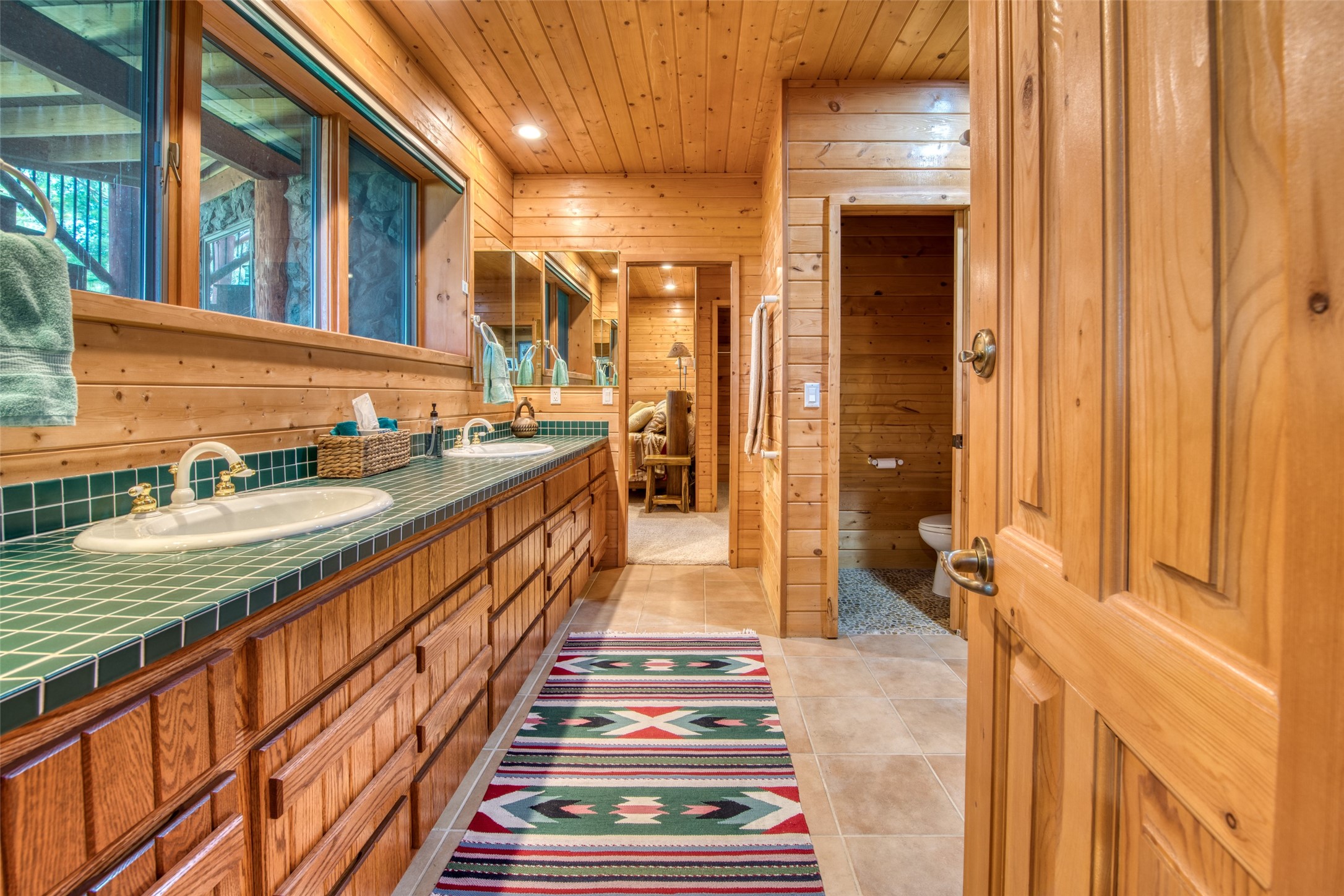 Darby, Montana 59829, United States, 12 Bedrooms Bedrooms, ,16 BathroomsBathrooms,Residential,Pending,61822