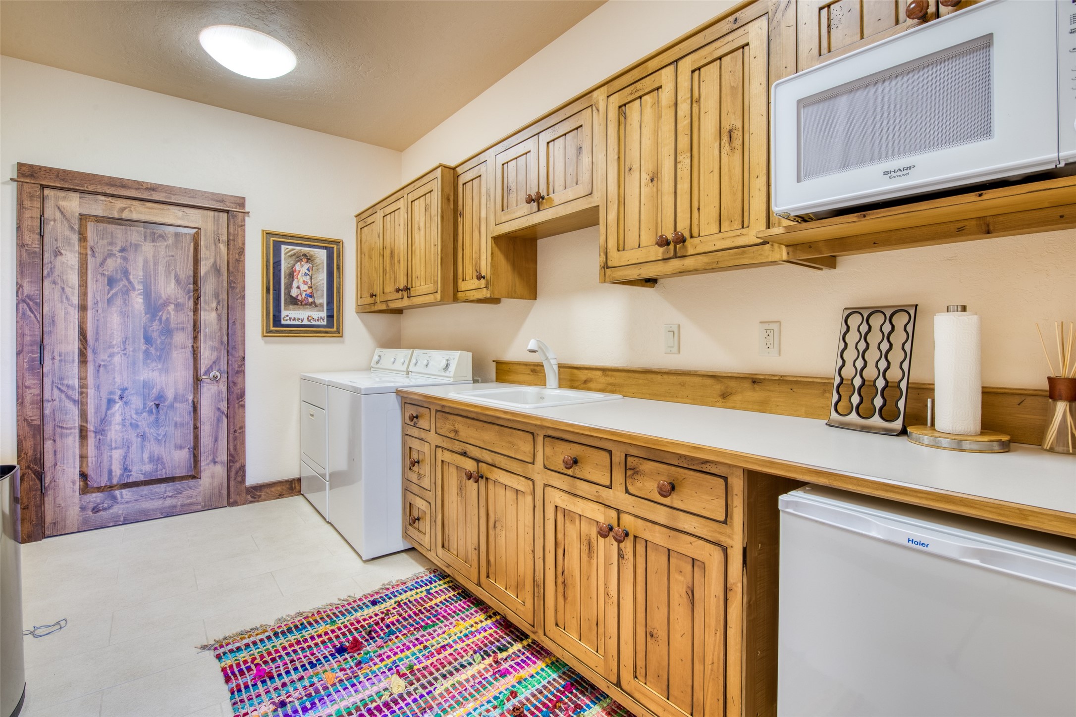 Darby, Montana 59829, United States, 12 Bedrooms Bedrooms, ,16 BathroomsBathrooms,Residential,Pending,61822