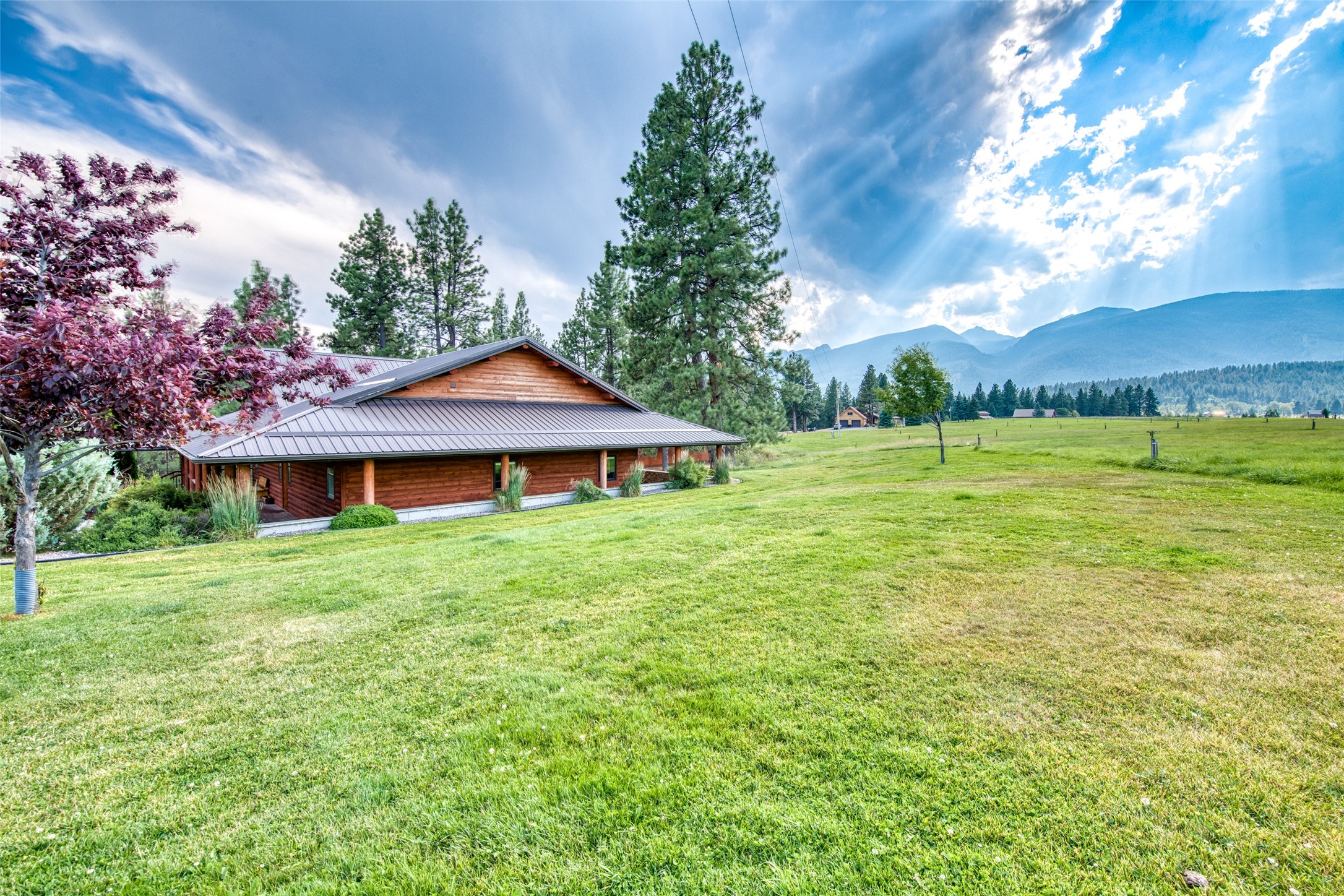 Darby, Montana 59829, United States, 12 Bedrooms Bedrooms, ,16 BathroomsBathrooms,Residential,Pending,61822