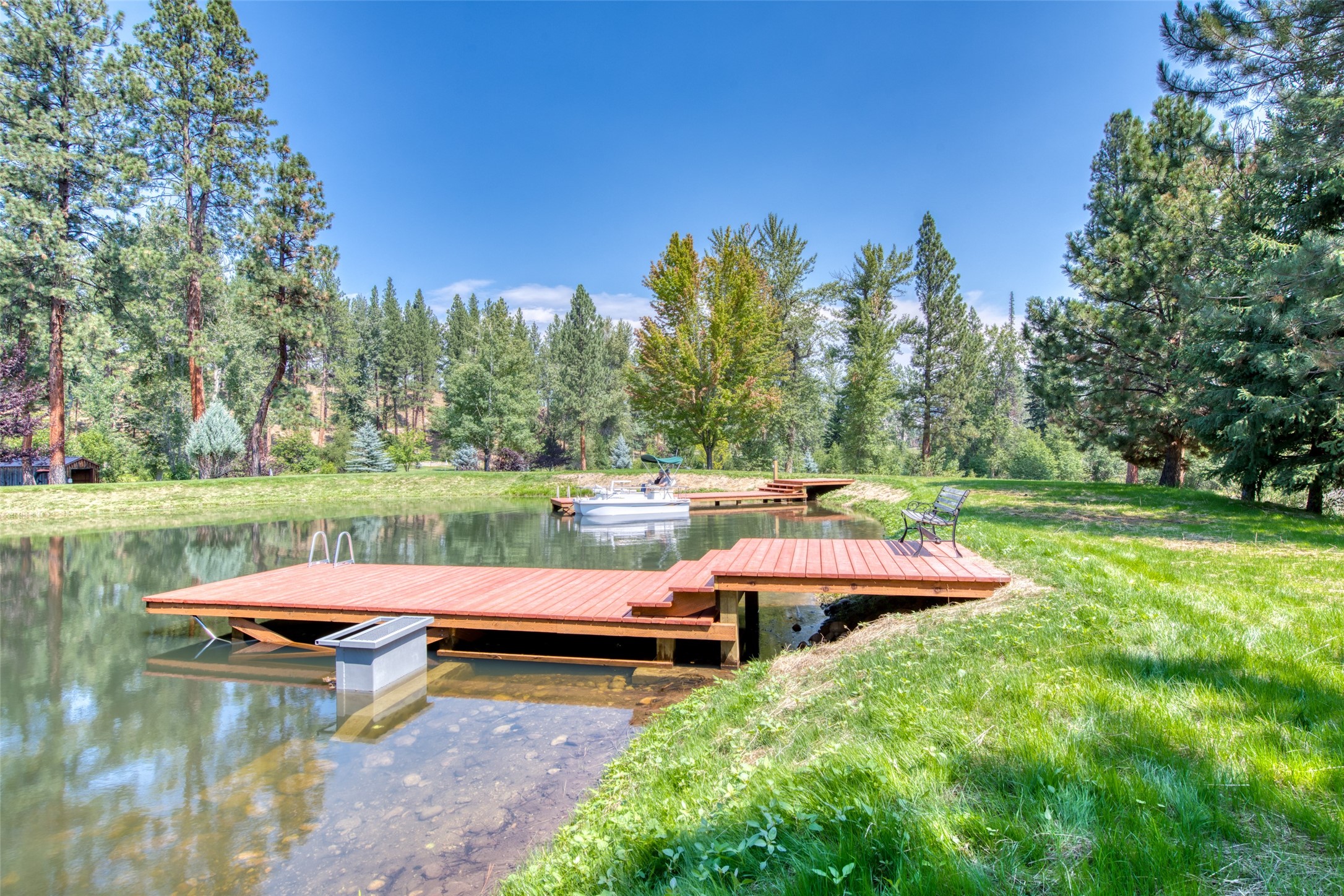 Darby, Montana 59829, United States, 12 Bedrooms Bedrooms, ,16 BathroomsBathrooms,Residential,Pending,61822