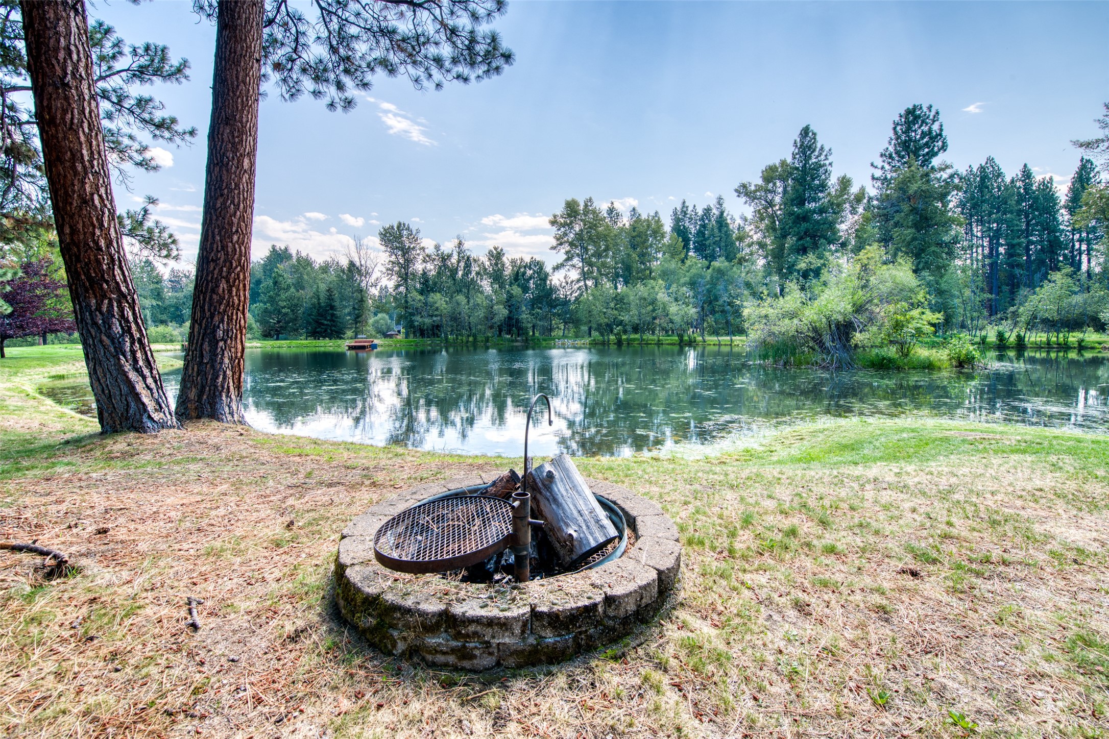 Darby, Montana 59829, United States, 12 Bedrooms Bedrooms, ,16 BathroomsBathrooms,Residential,Pending,61822