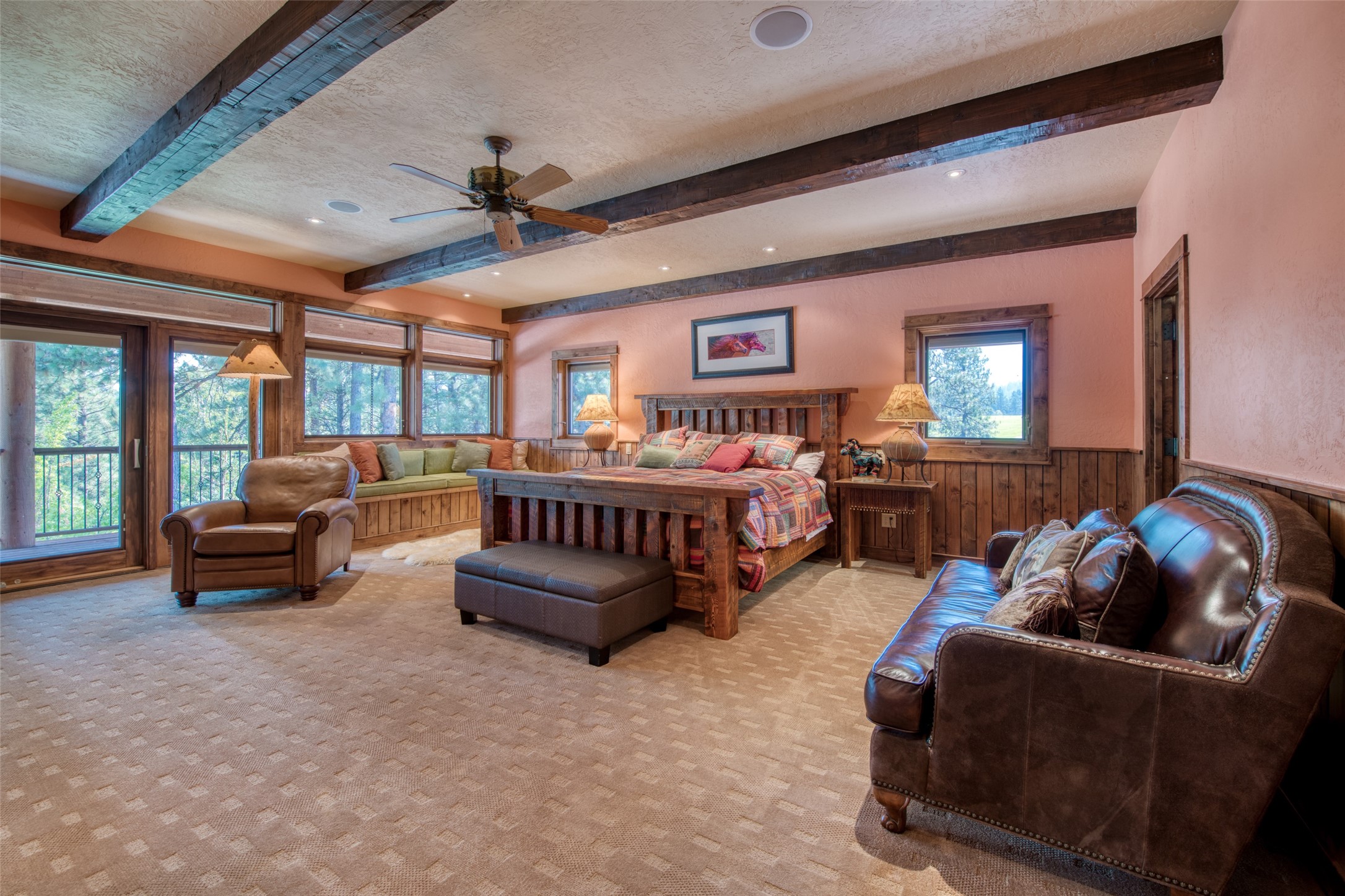 Darby, Montana 59829, United States, 12 Bedrooms Bedrooms, ,16 BathroomsBathrooms,Residential,Pending,61822