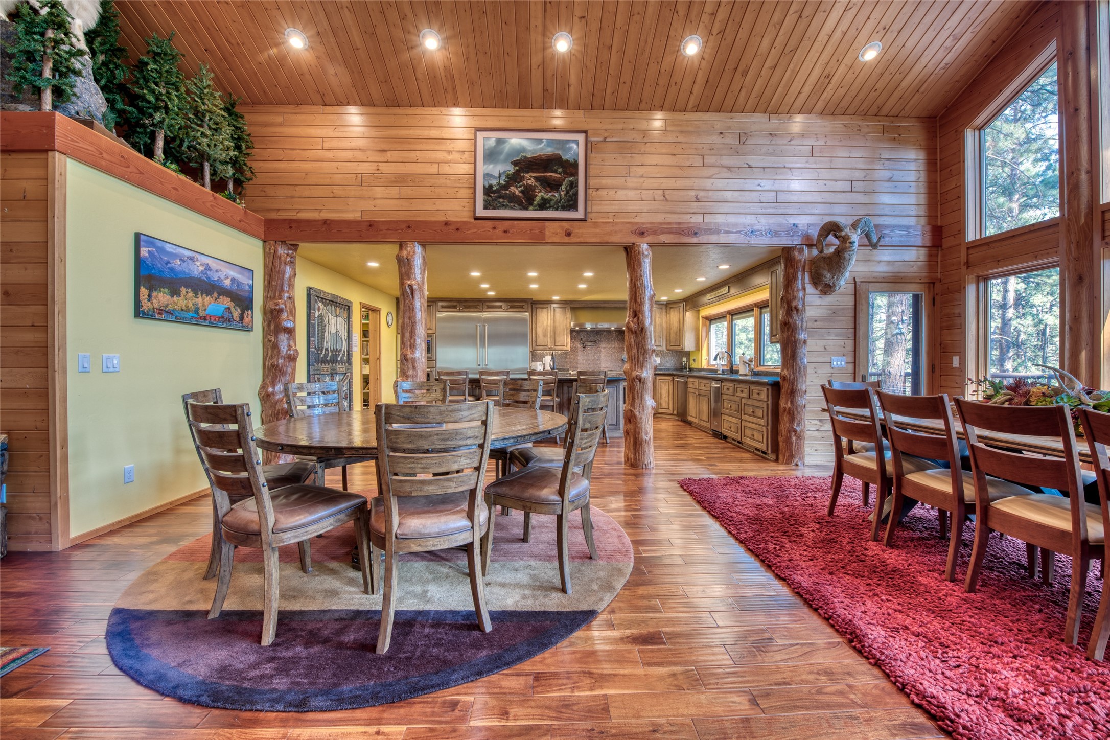 Darby, Montana 59829, United States, 12 Bedrooms Bedrooms, ,16 BathroomsBathrooms,Residential,Pending,61822