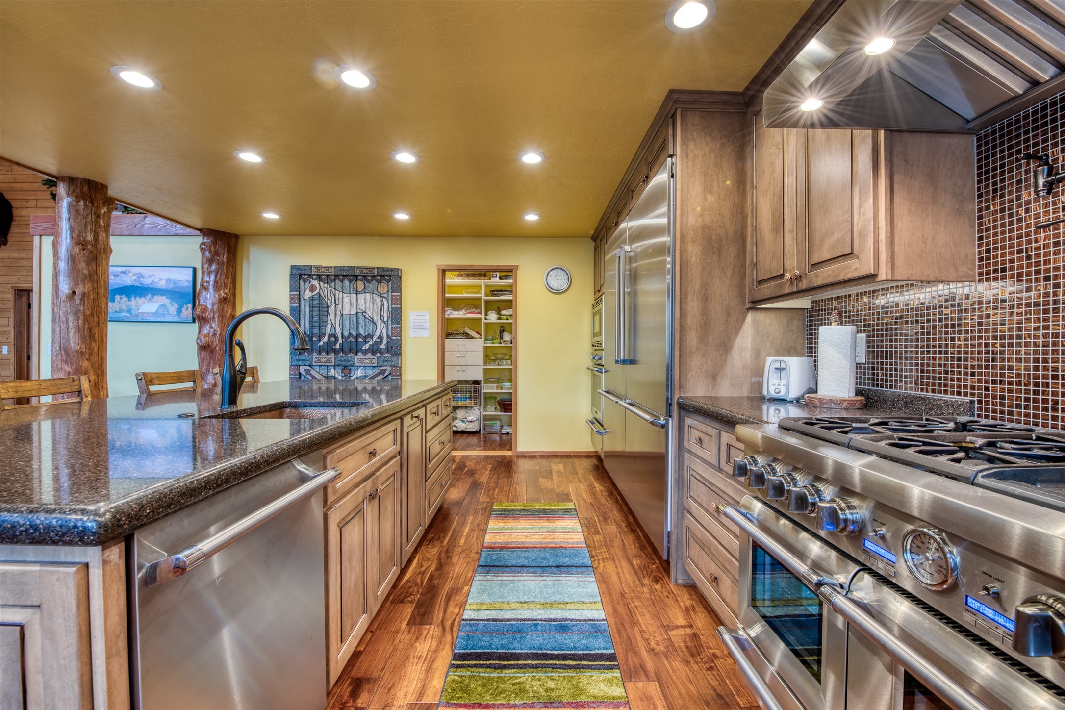 Darby, Montana 59829, United States, 12 Bedrooms Bedrooms, ,16 BathroomsBathrooms,Residential,Pending,61822