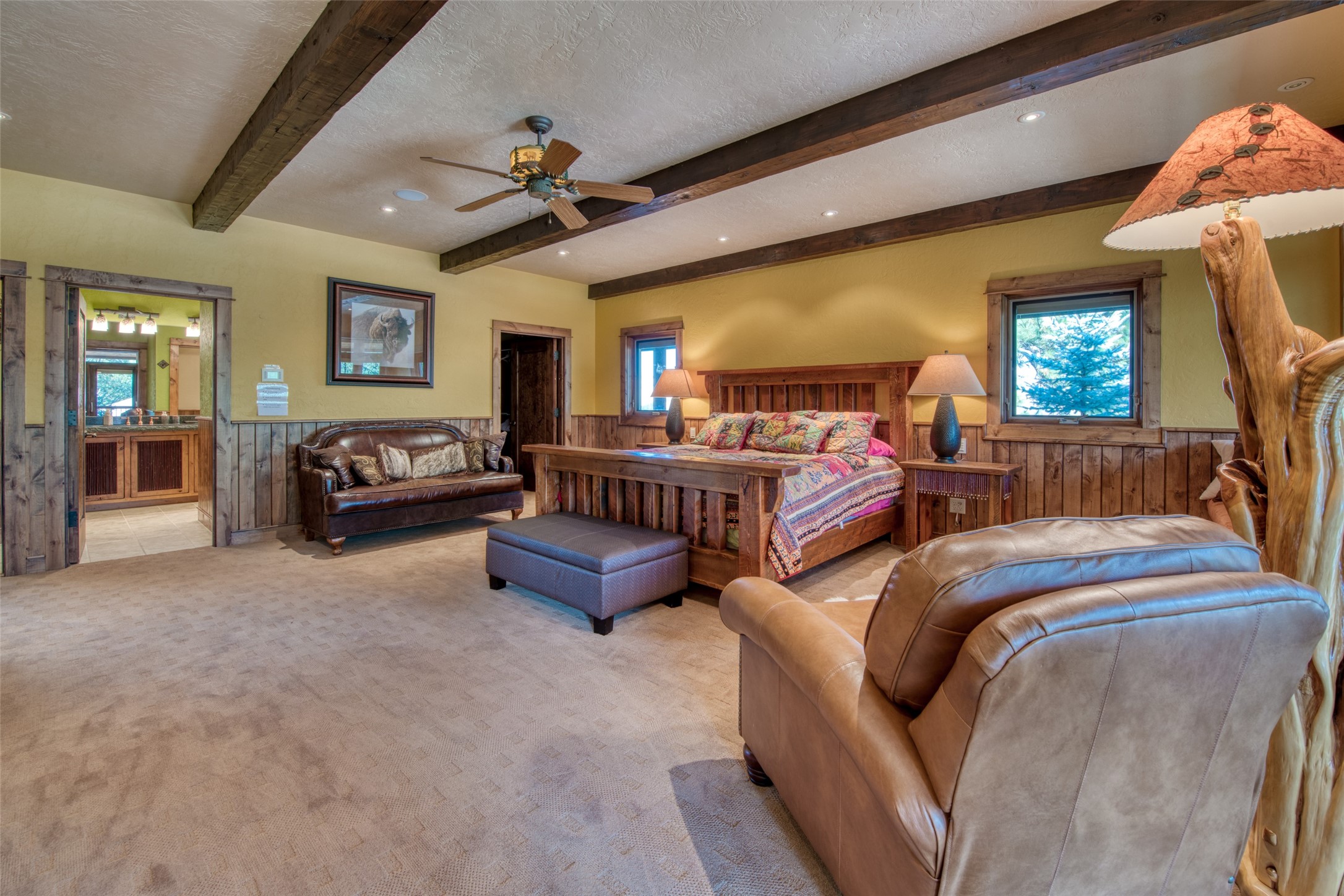 Darby, Montana 59829, United States, 12 Bedrooms Bedrooms, ,16 BathroomsBathrooms,Residential,Pending,61822