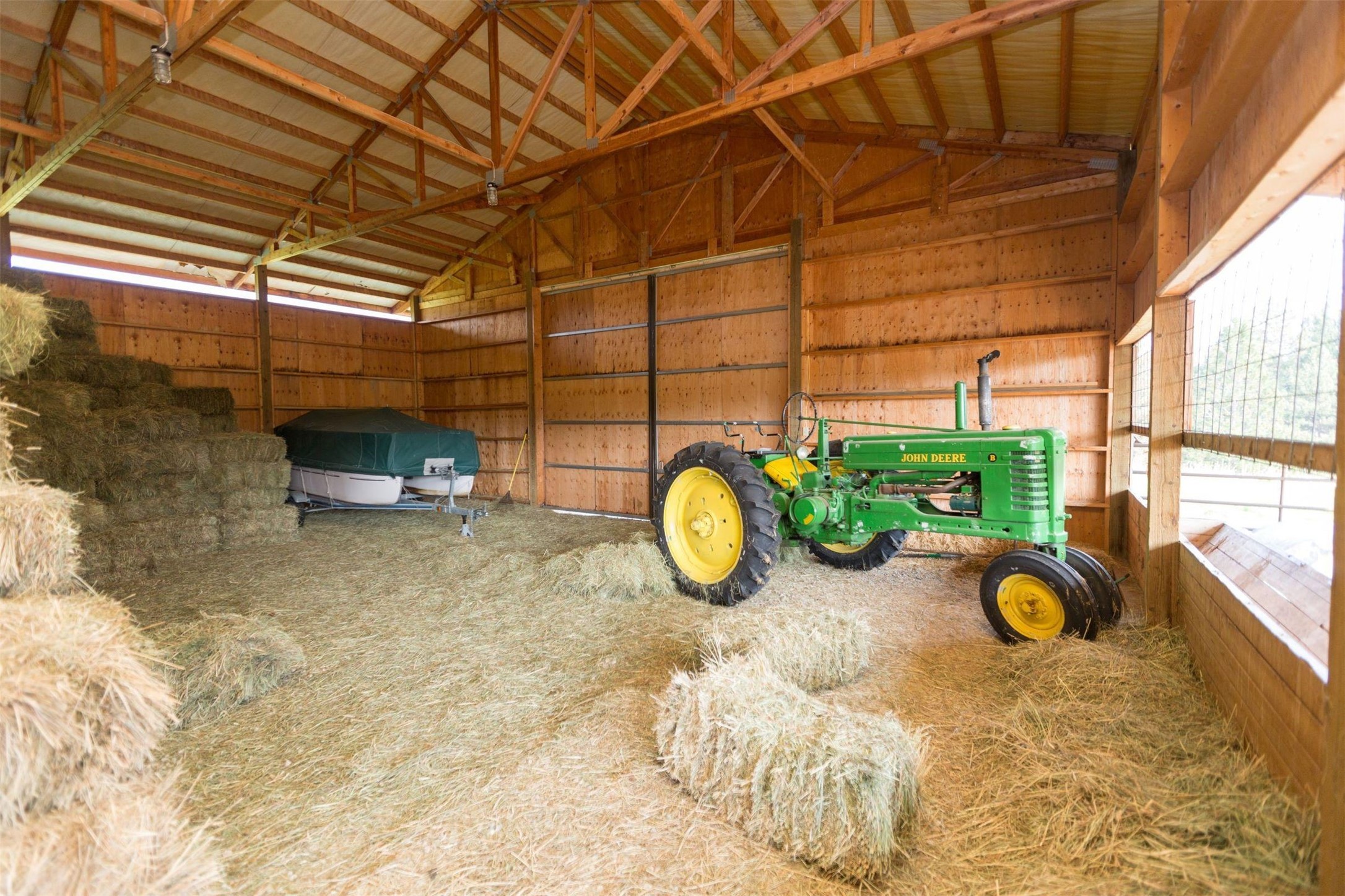 Darby, Montana 59829, United States, 12 Bedrooms Bedrooms, ,16 BathroomsBathrooms,Residential,Pending,61822