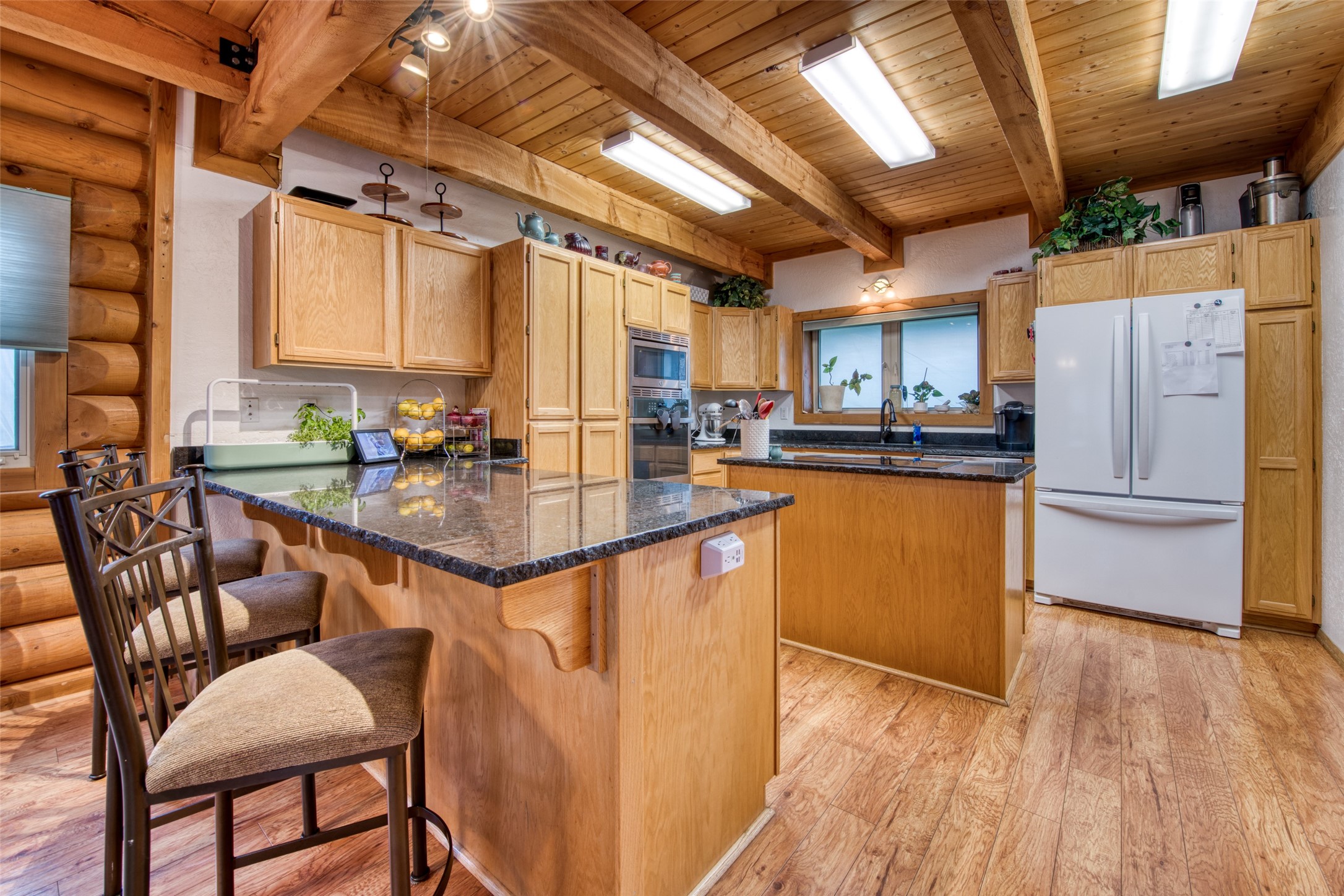 Darby, Montana 59829, United States, 12 Bedrooms Bedrooms, ,16 BathroomsBathrooms,Residential,Pending,61822