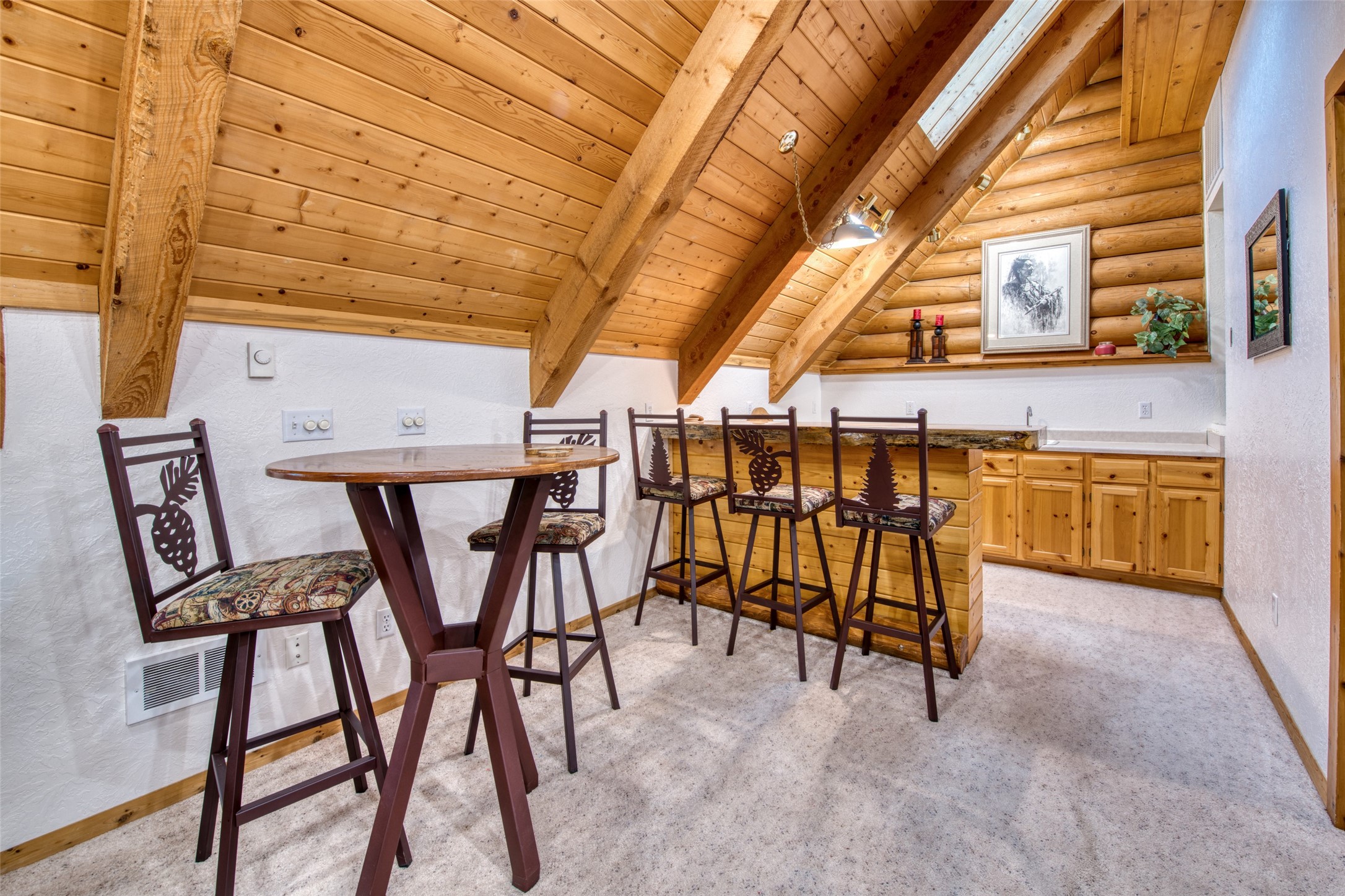 Darby, Montana 59829, United States, 12 Bedrooms Bedrooms, ,16 BathroomsBathrooms,Residential,Pending,61822