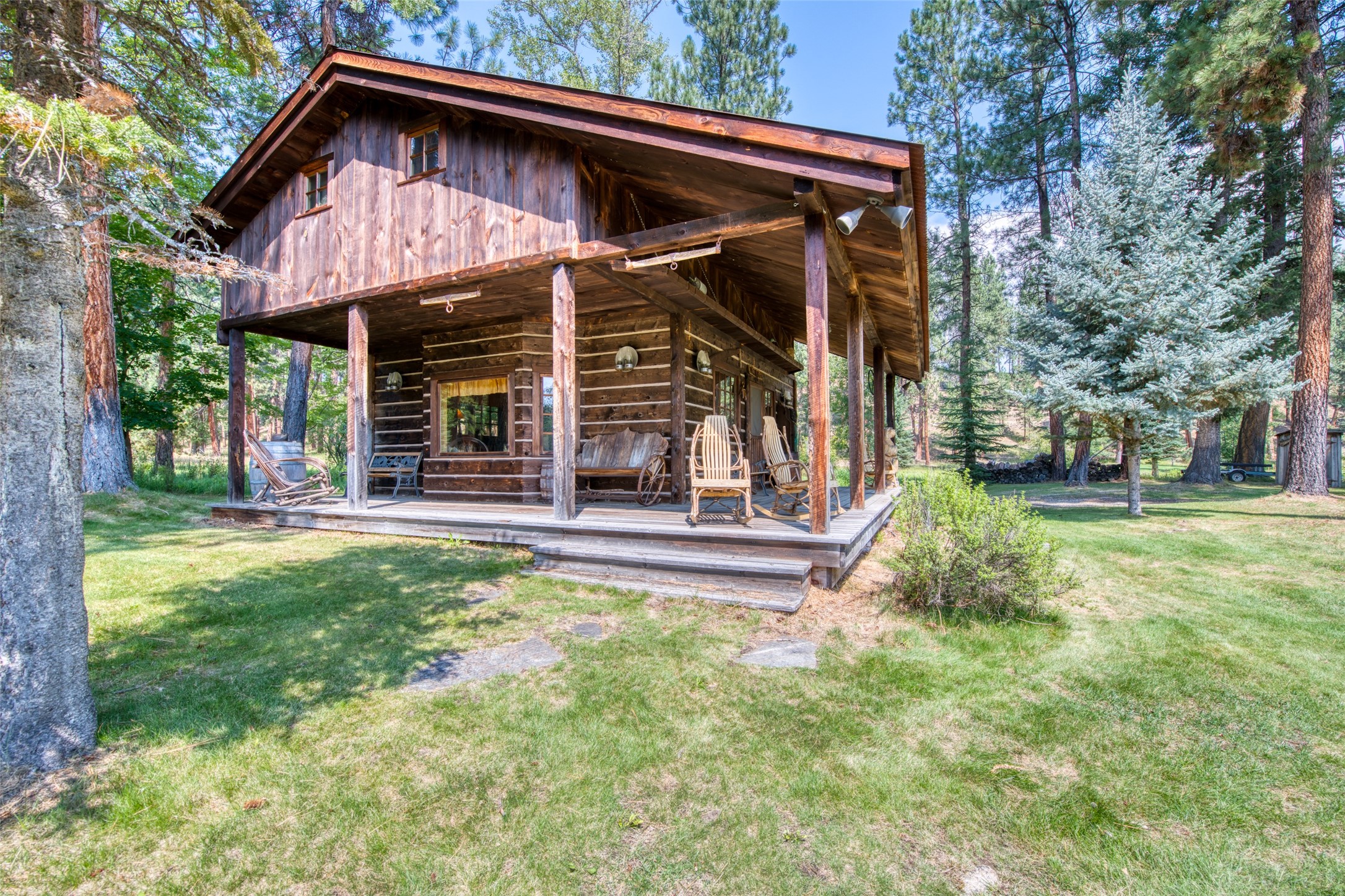 Darby, Montana 59829, United States, 12 Bedrooms Bedrooms, ,16 BathroomsBathrooms,Residential,Pending,61822