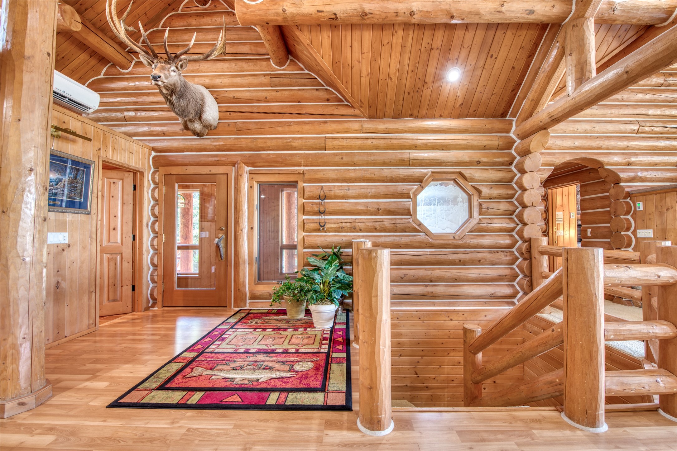 Darby, Montana 59829, United States, 12 Bedrooms Bedrooms, ,16 BathroomsBathrooms,Residential,Pending,61822