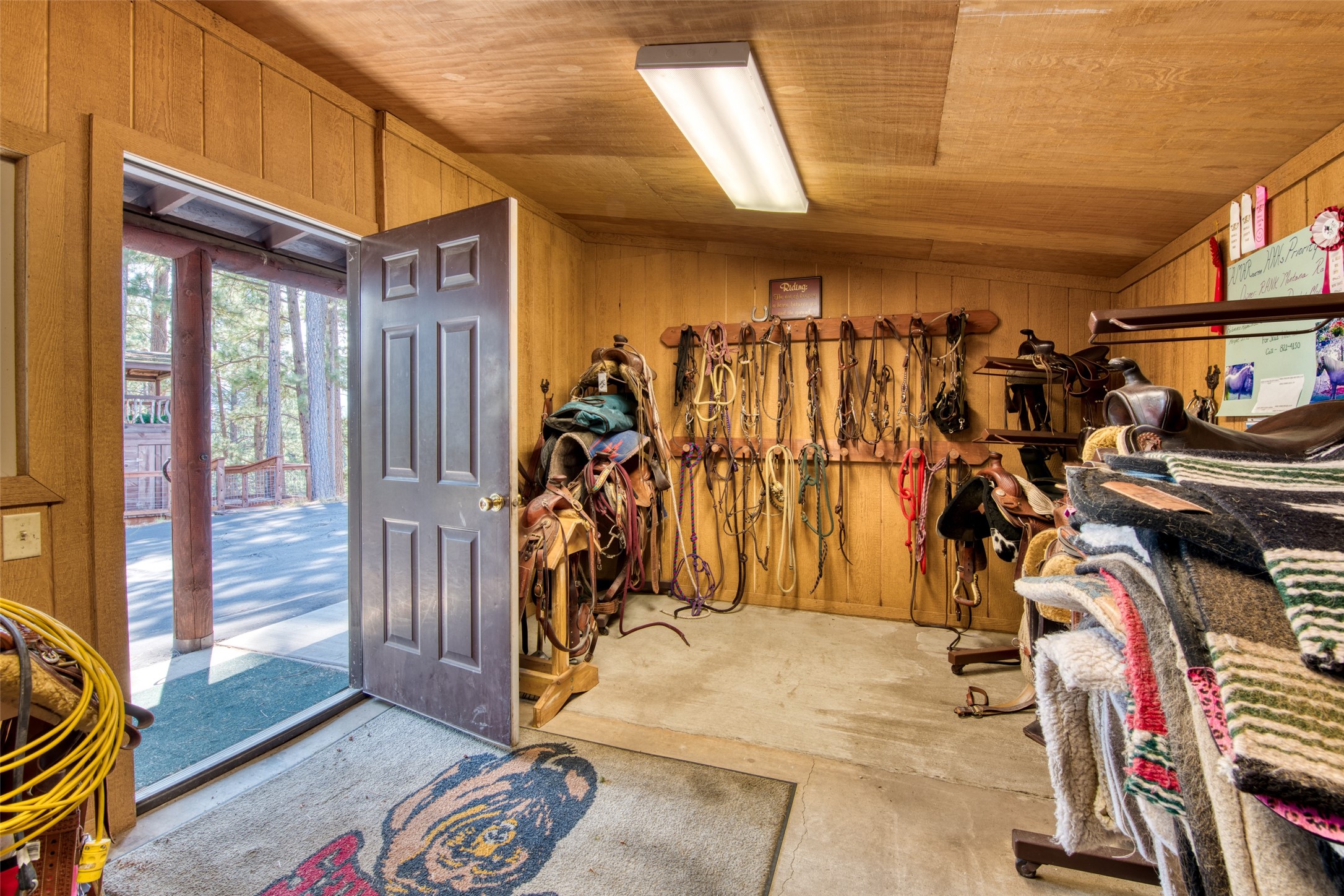 Darby, Montana 59829, United States, 12 Bedrooms Bedrooms, ,16 BathroomsBathrooms,Residential,Pending,61822