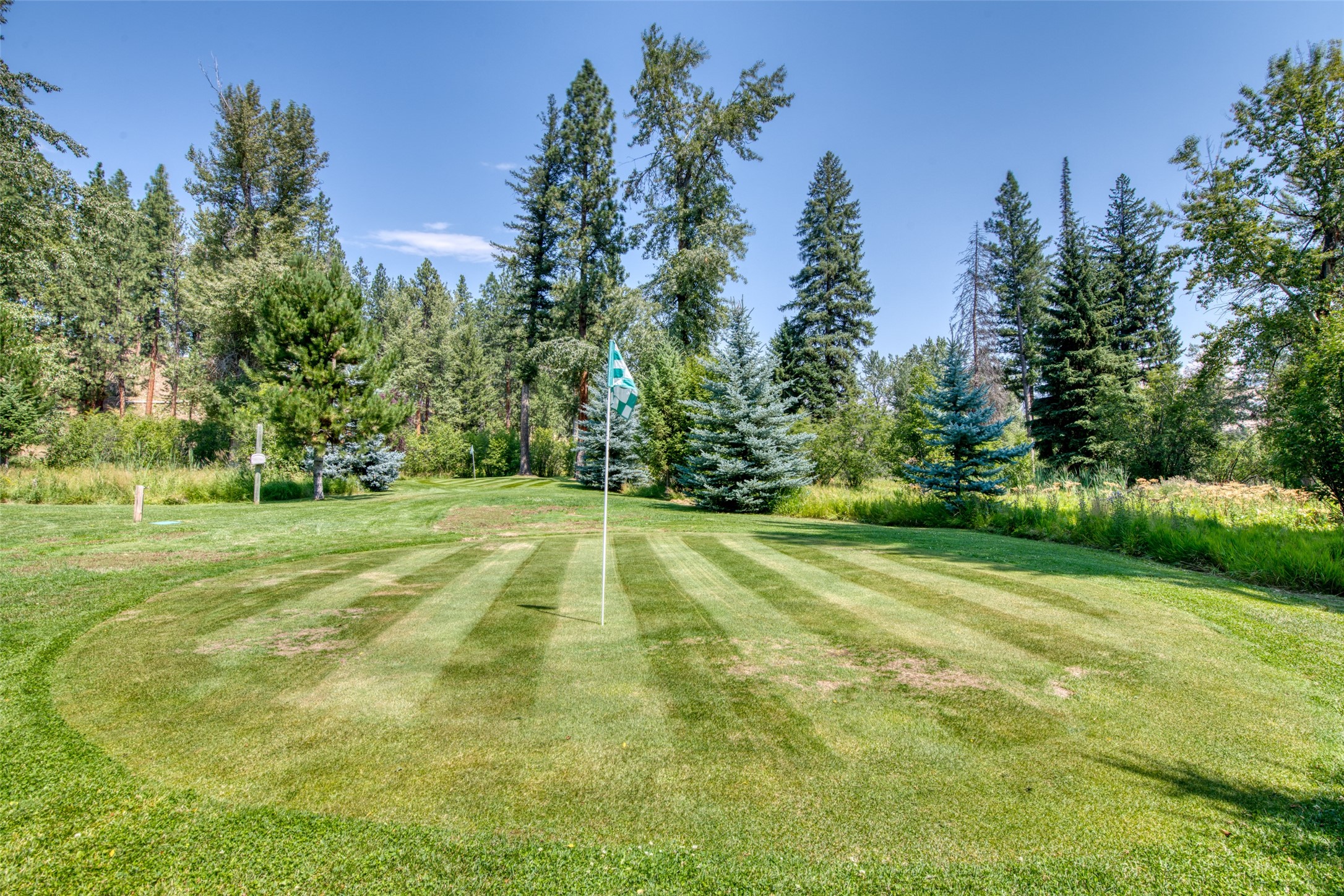 Darby, Montana 59829, United States, 12 Bedrooms Bedrooms, ,16 BathroomsBathrooms,Residential,Pending,61822