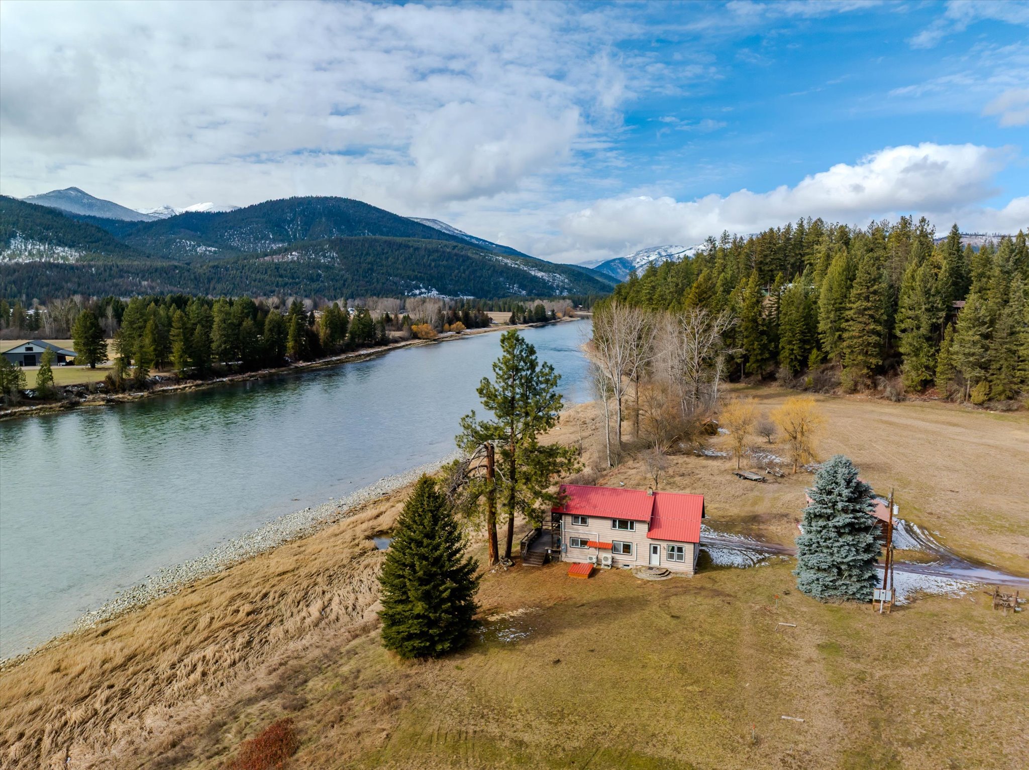 1165 Kootenai River Road