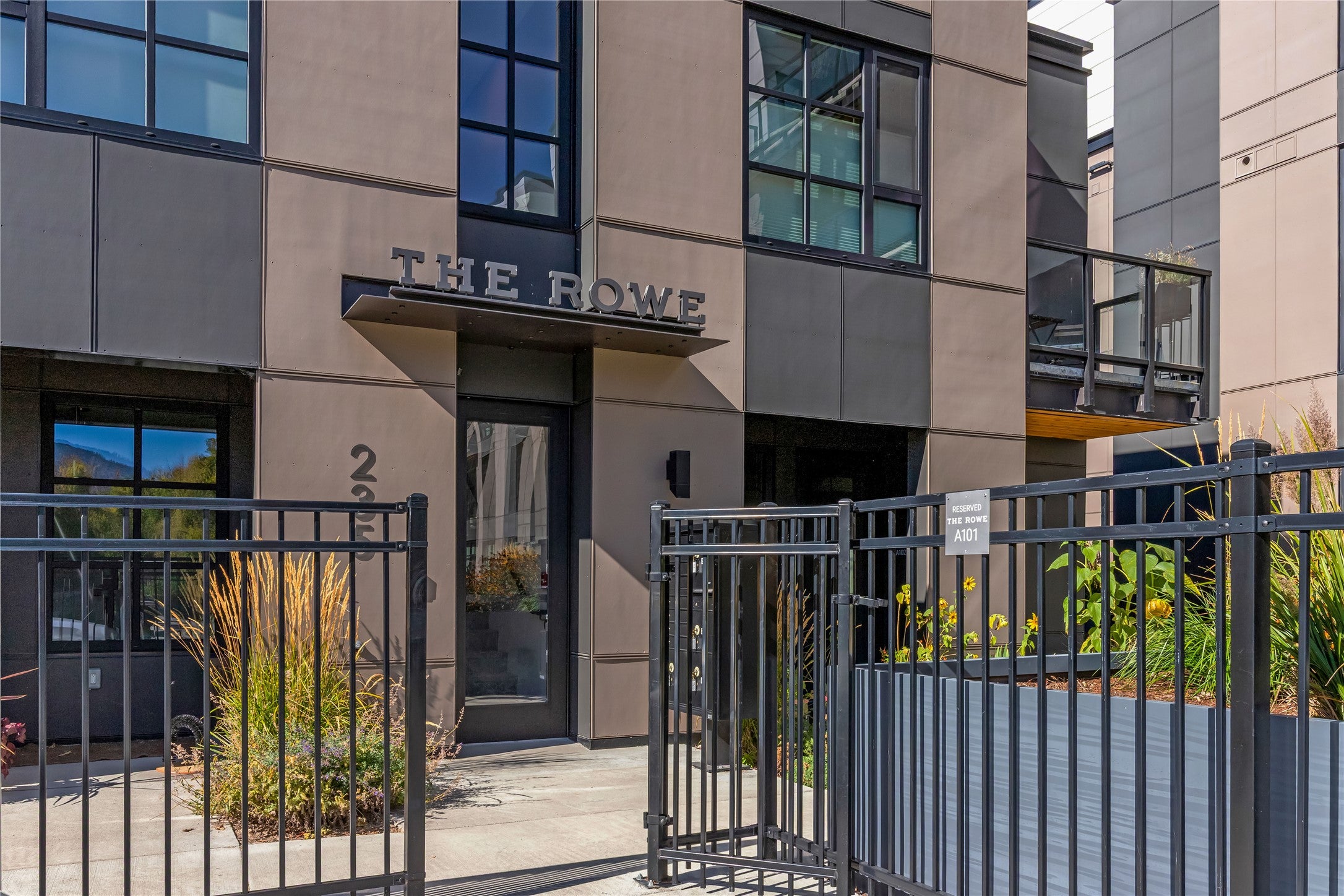 235 S 4th Street E 203