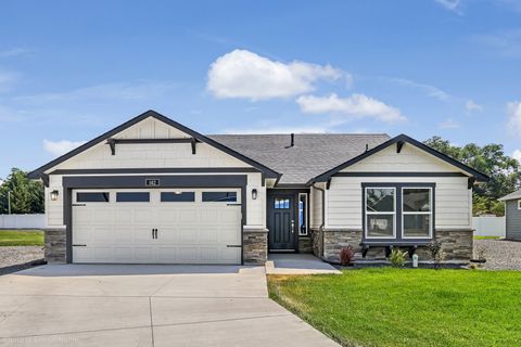 Photo of 416 Needlegrass Lane, Kalispell, MT 59901 (MLS # 30062275)