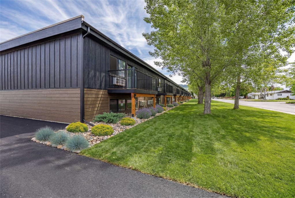Photo of 3000 Washburn Avenue #10, Missoula, MT 59801 (MLS # 30076609)