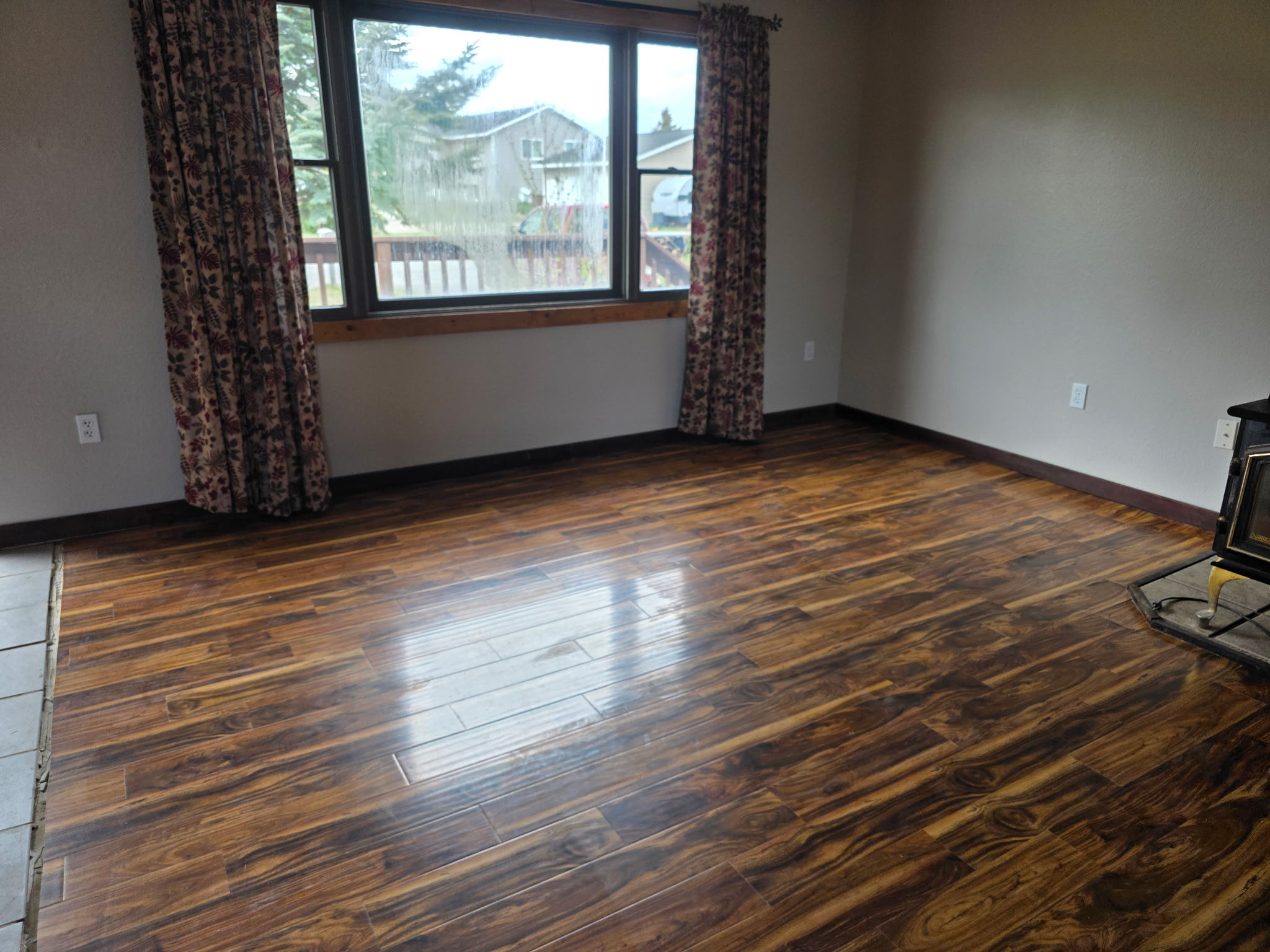 7105 Rosemary Drive