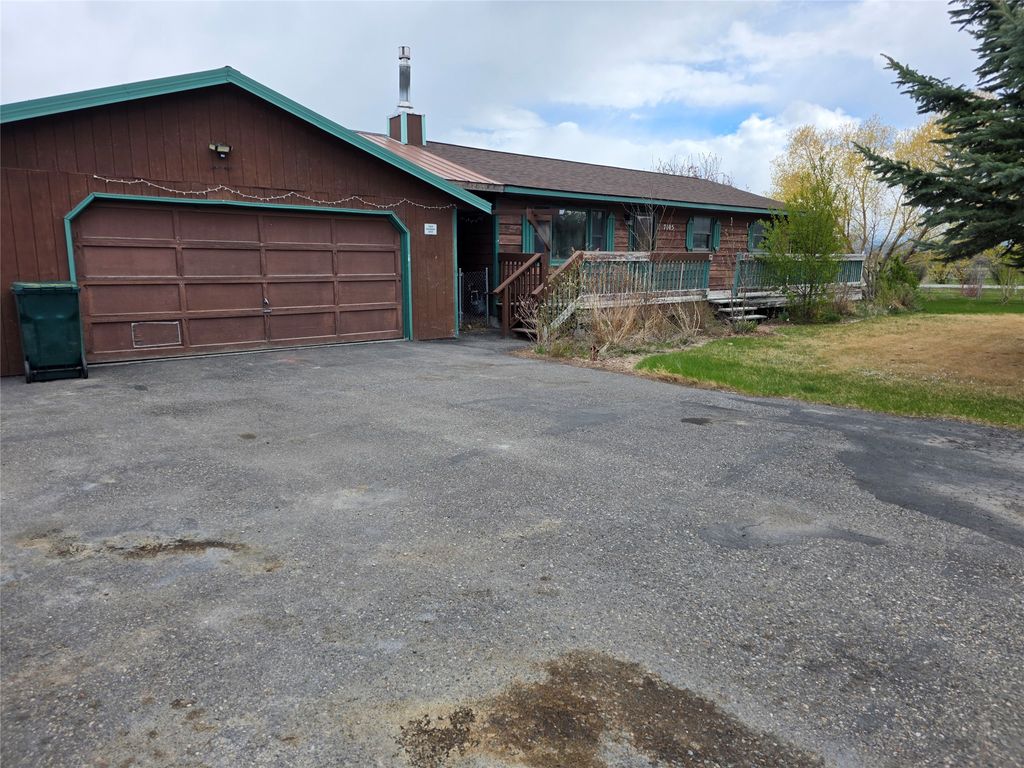 Photo of 7105 Rosemary Drive, Helena, MT 59602 (MLS # 30069539)