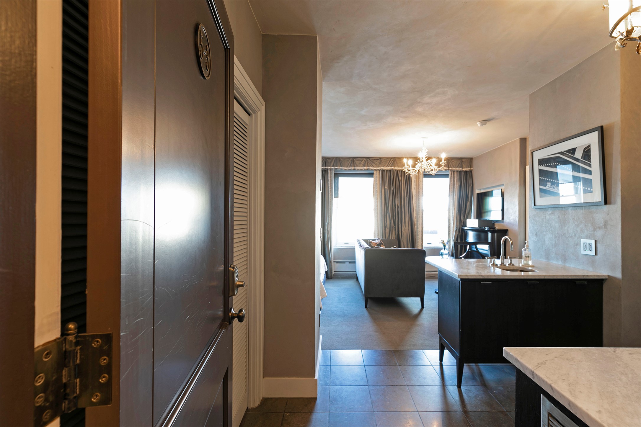 131 S Higgins Avenue 5-3