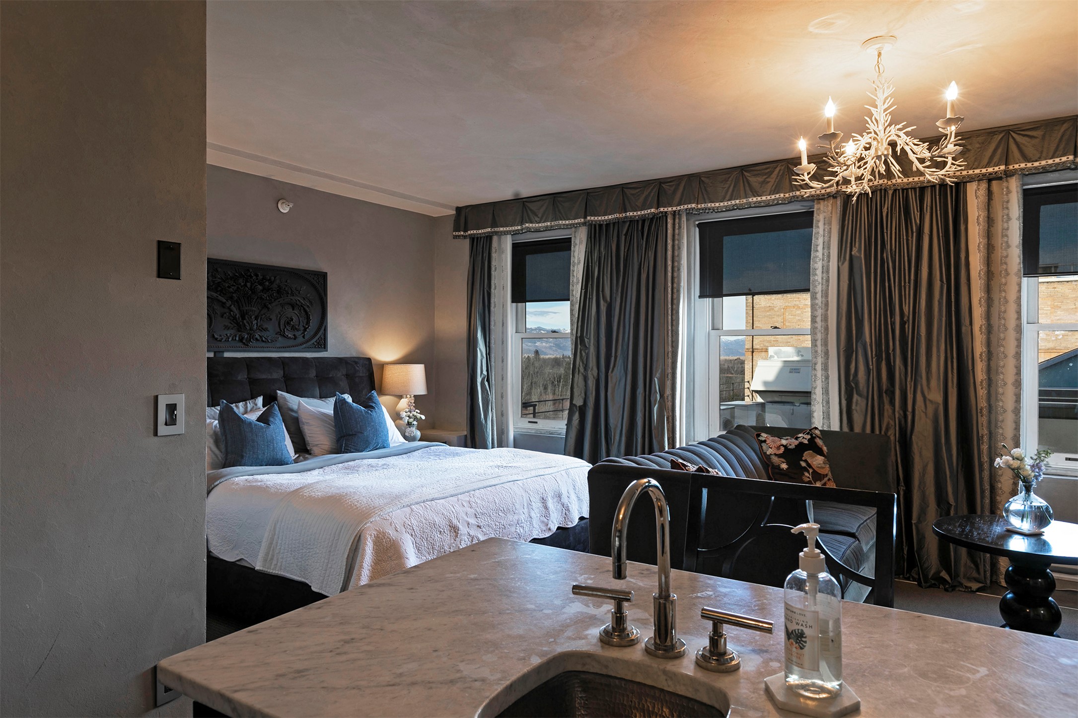 131 S Higgins Avenue 5-3