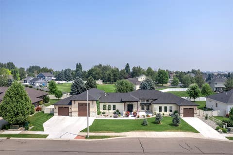 Photo of 123 Taelor Road, Kalispell, MT 59901 (MLS # 30075978)
