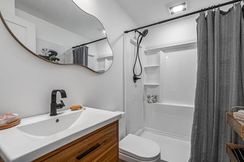 Tiny photo for 503 W Oregon Street, Kalispell, MT 59901 (MLS # 30060934)