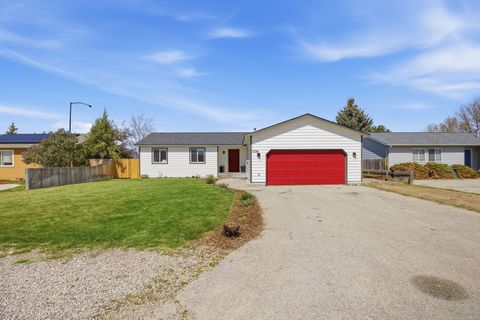 Tiny photo for 106 Harry Court, Hamilton, MT 59840 (MLS # 30069137)