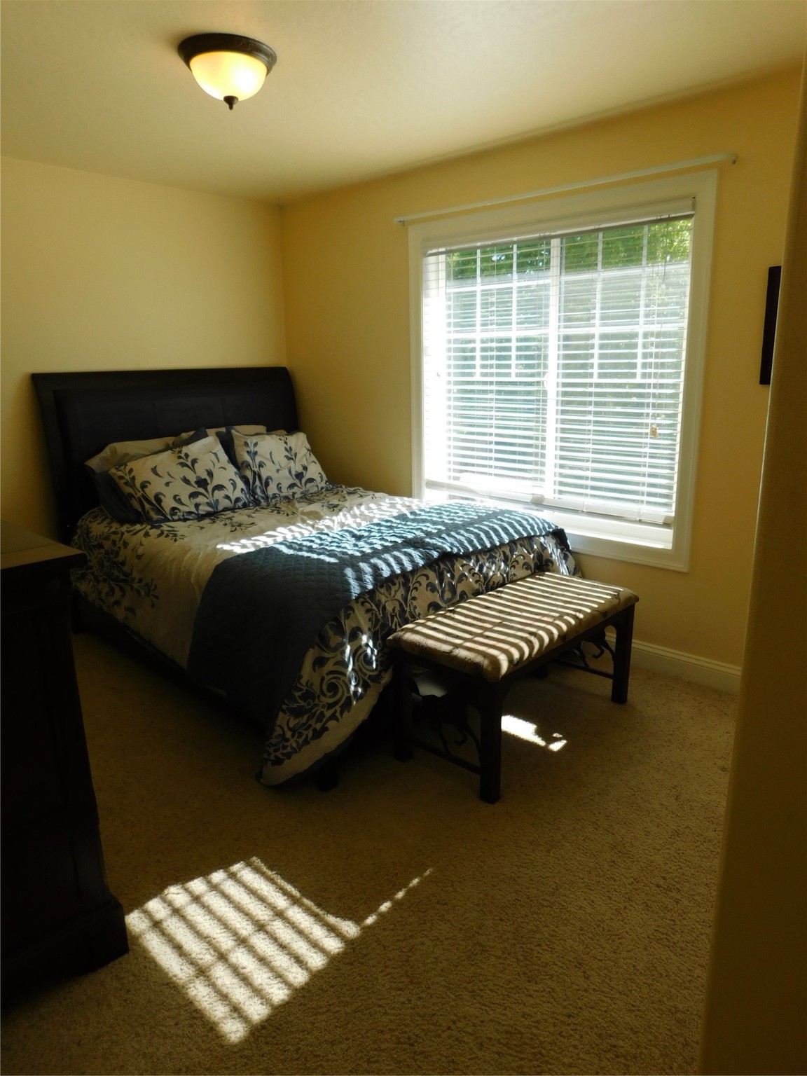 Missoula, Montana 59803, United States, 6 Bedrooms Bedrooms, ,4 BathroomsBathrooms,Residential,Pending,55805