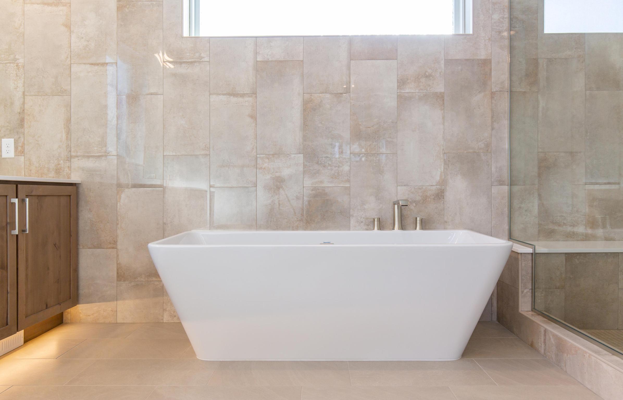 Missoula, Montana 59808, United States, 3 Bedrooms Bedrooms, ,3 BathroomsBathrooms,Residential,Pending,65831