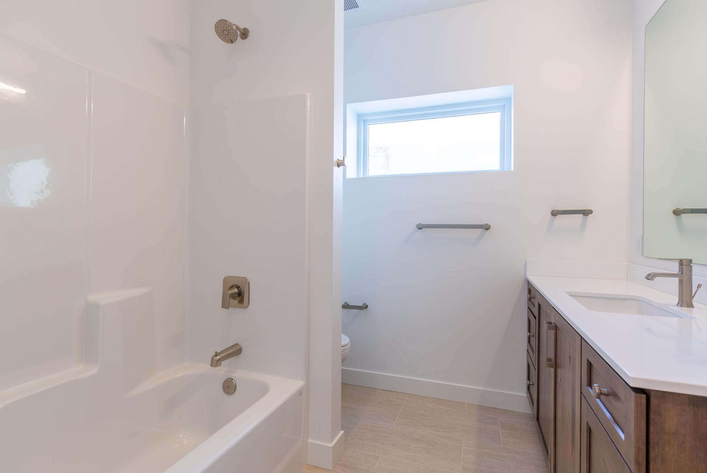 Missoula, Montana 59808, United States, 3 Bedrooms Bedrooms, ,3 BathroomsBathrooms,Residential,Pending,65831