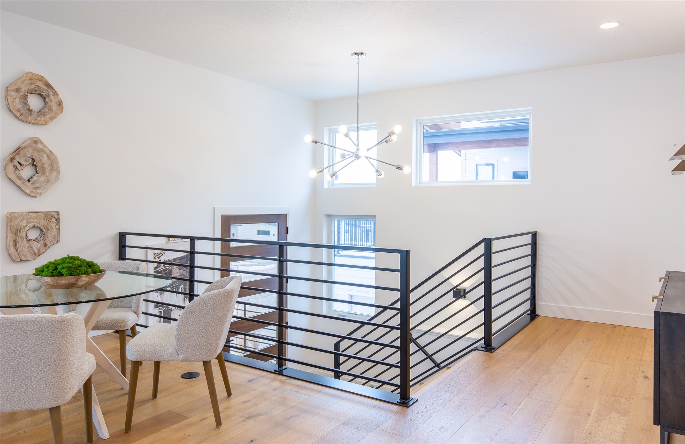 Missoula, Montana 59808, United States, 3 Bedrooms Bedrooms, ,3 BathroomsBathrooms,Residential,Pending,65831