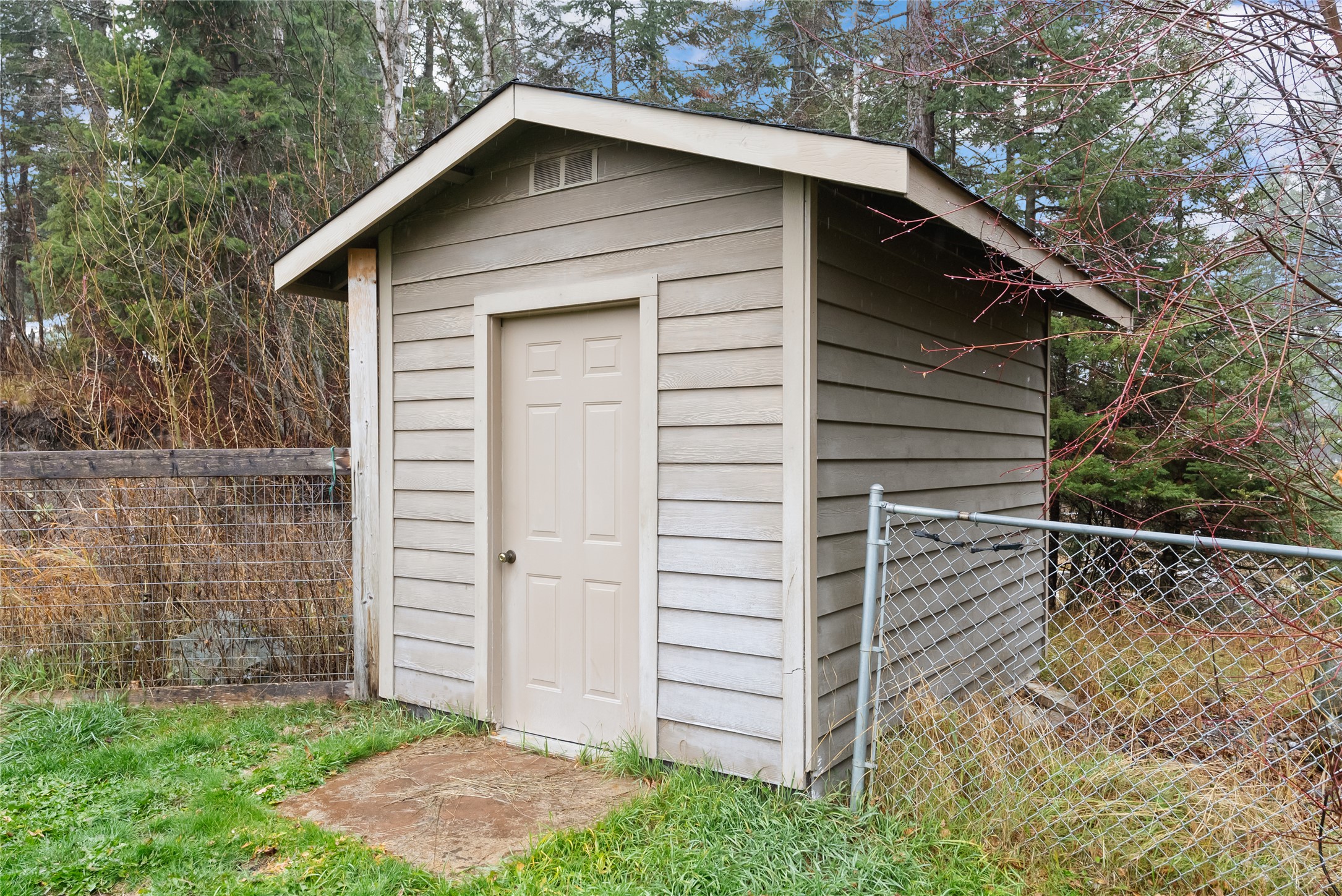 Bigfork, Montana 59911, United States, 4 Bedrooms Bedrooms, ,2 BathroomsBathrooms,Residential,Active,44173