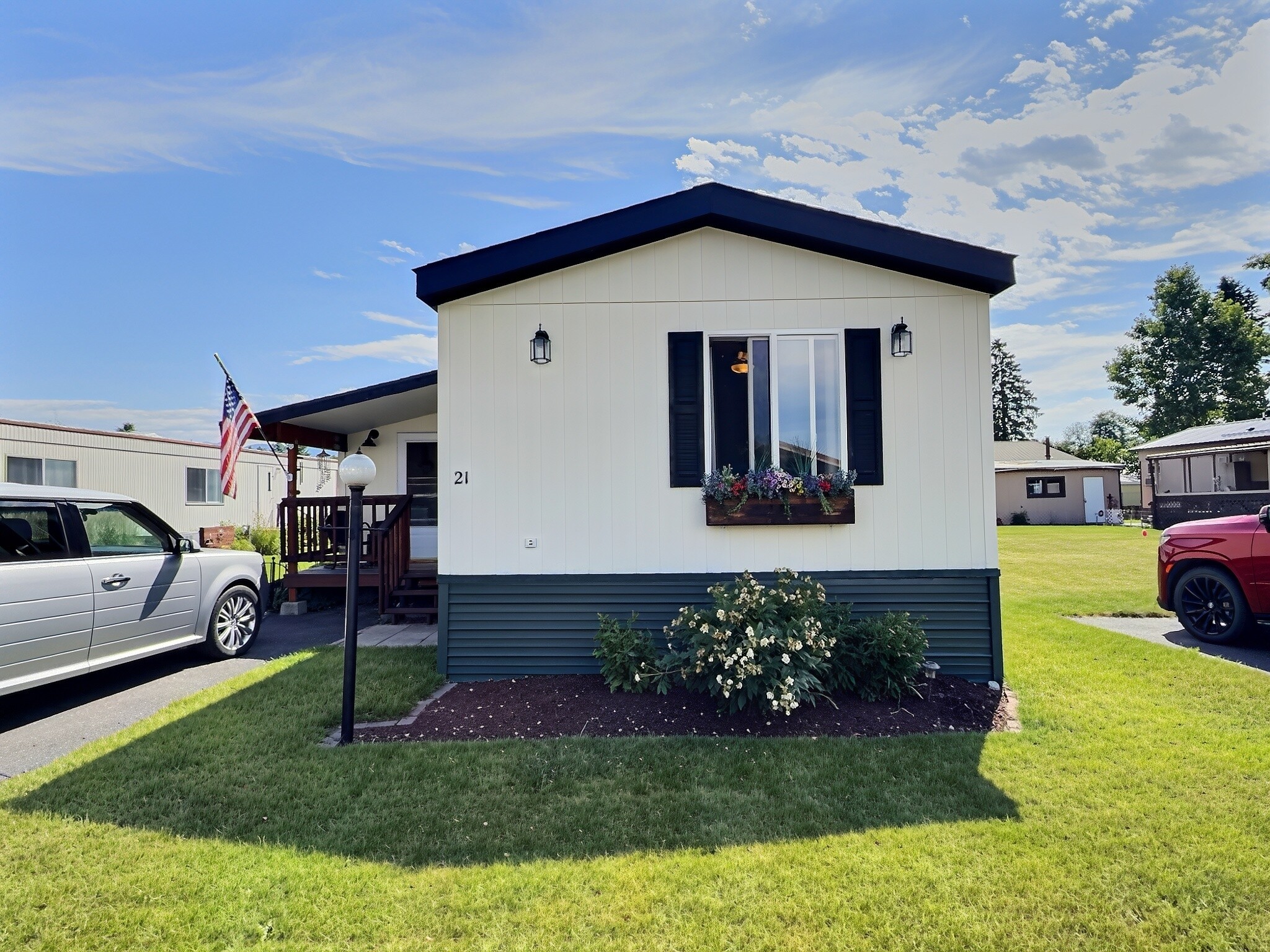 110 E Evergreen Drive