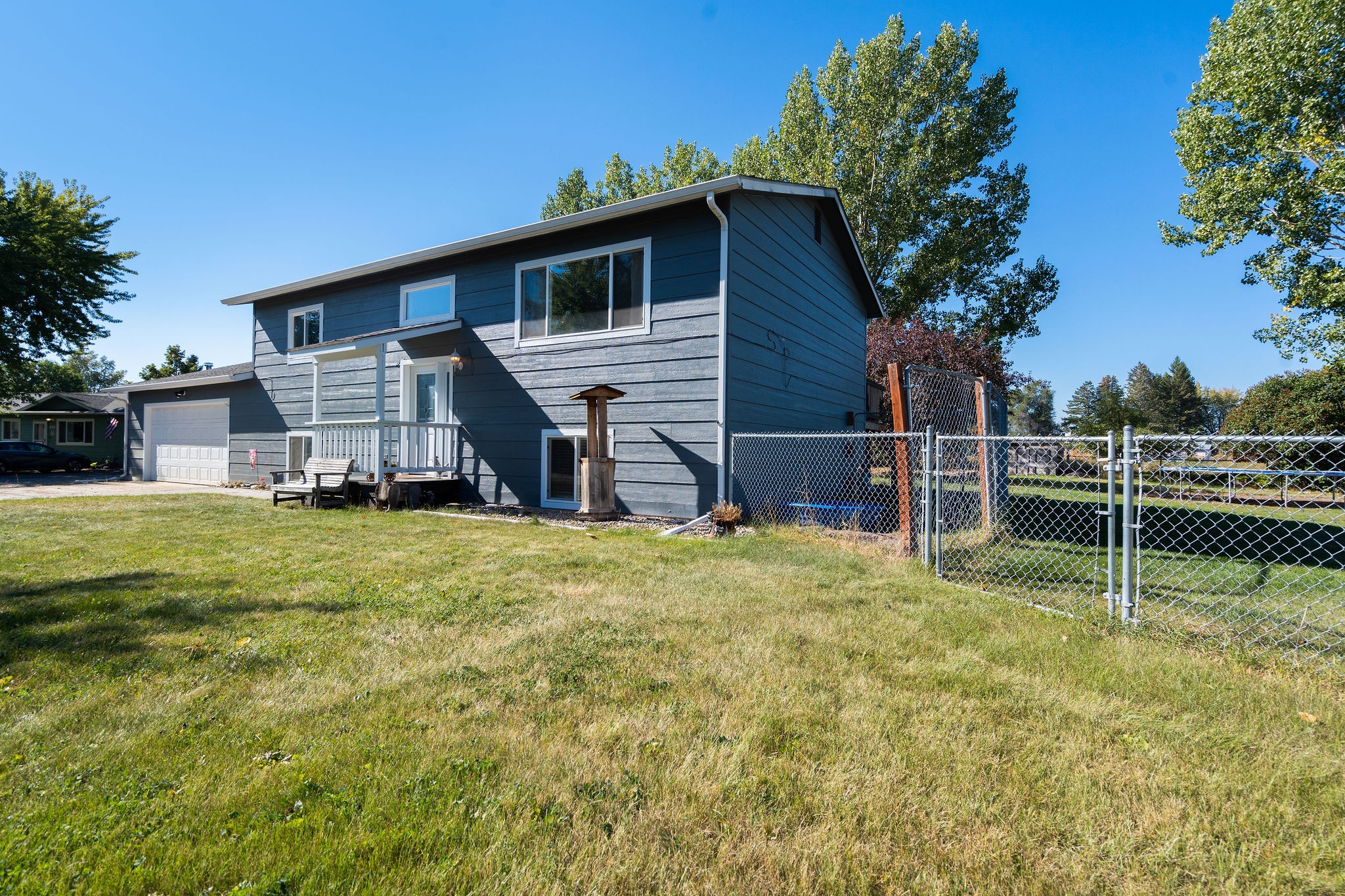 672 Shadow Lane