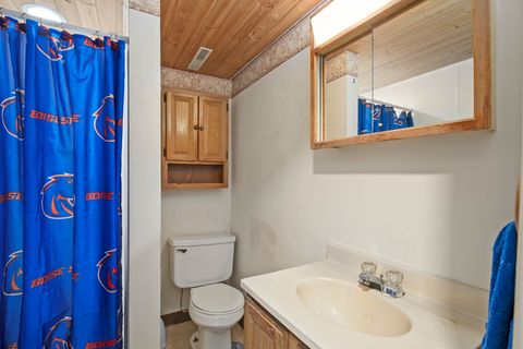 Tiny photo for 330 O'Haire Boulevard, Shelby, MT 59474 (MLS # 30069523)