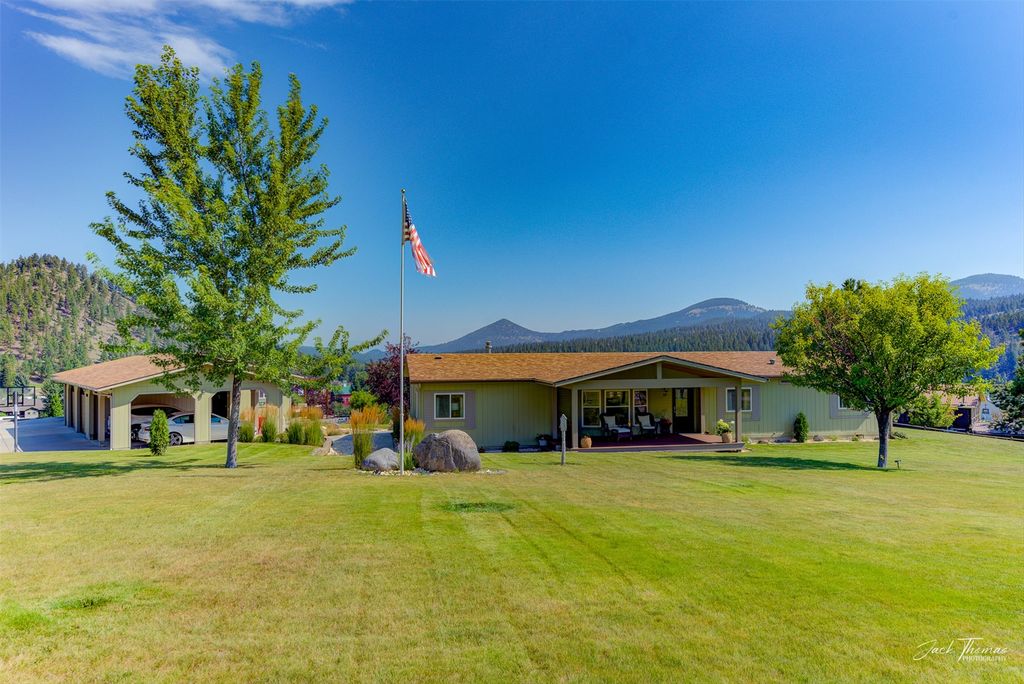 Photo of 29 Quartz Circle, Clancy, MT 59634 (MLS # 30058186)